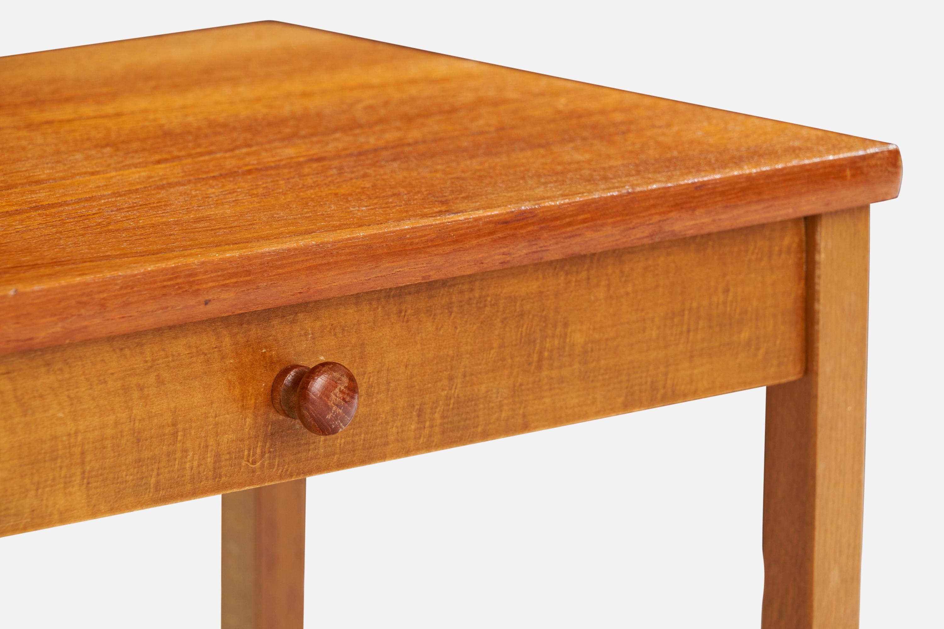 Schwedische Designerin, Nachttische, Teakholz, Schweden, 1950er Jahre im Angebot 2