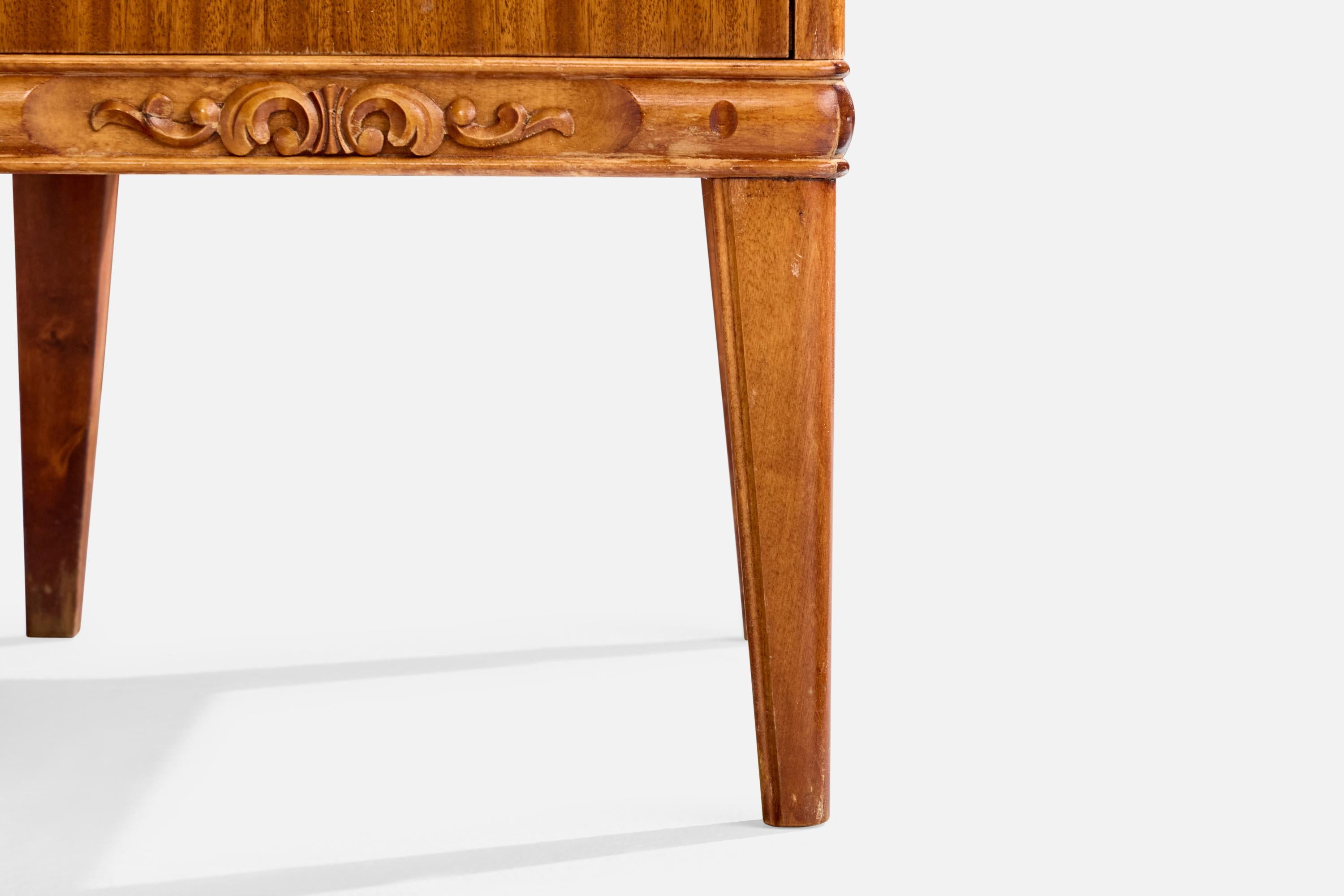 Designer svedese, Comodini, Wood, Ottone, Svezia, anni '40 in vendita 5