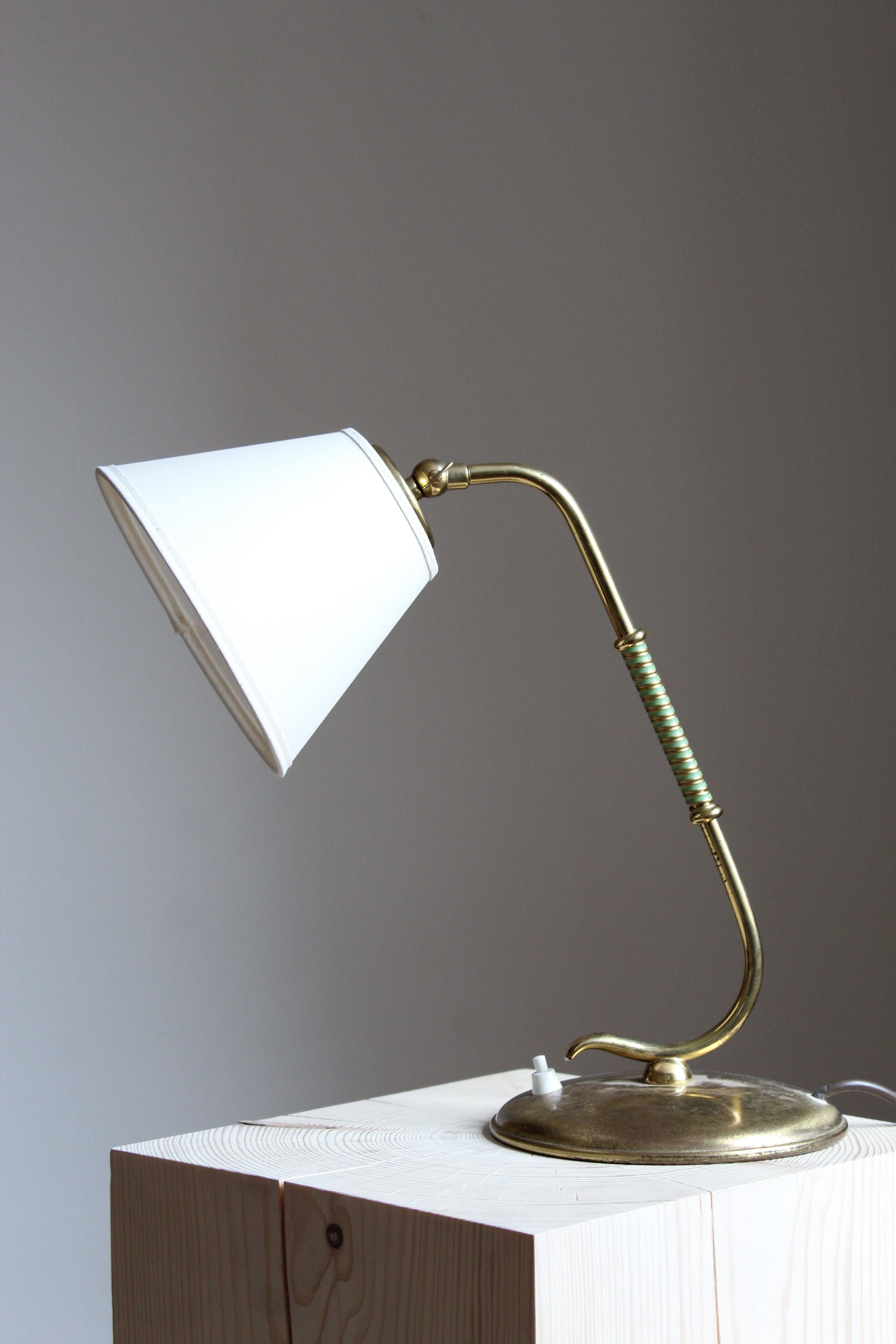 Scandinavian Modern Valinte Oy, Organic Adjustable Table Lamp, Brass, fabric, Finland, 1940s