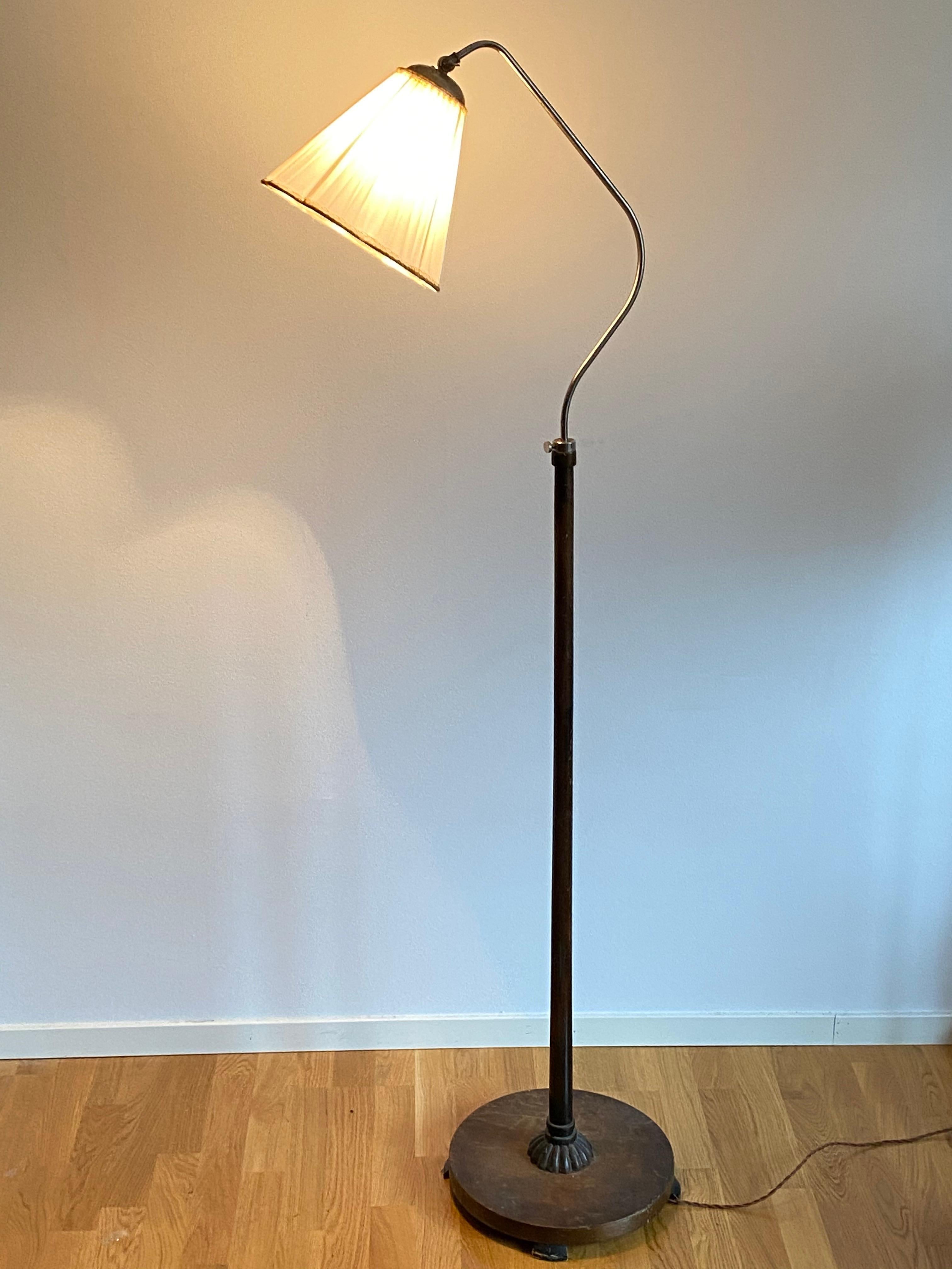 Swedish Designer, Organic Functionalist Floor Lamp, Metal, Wood, Fabric 1940s 2