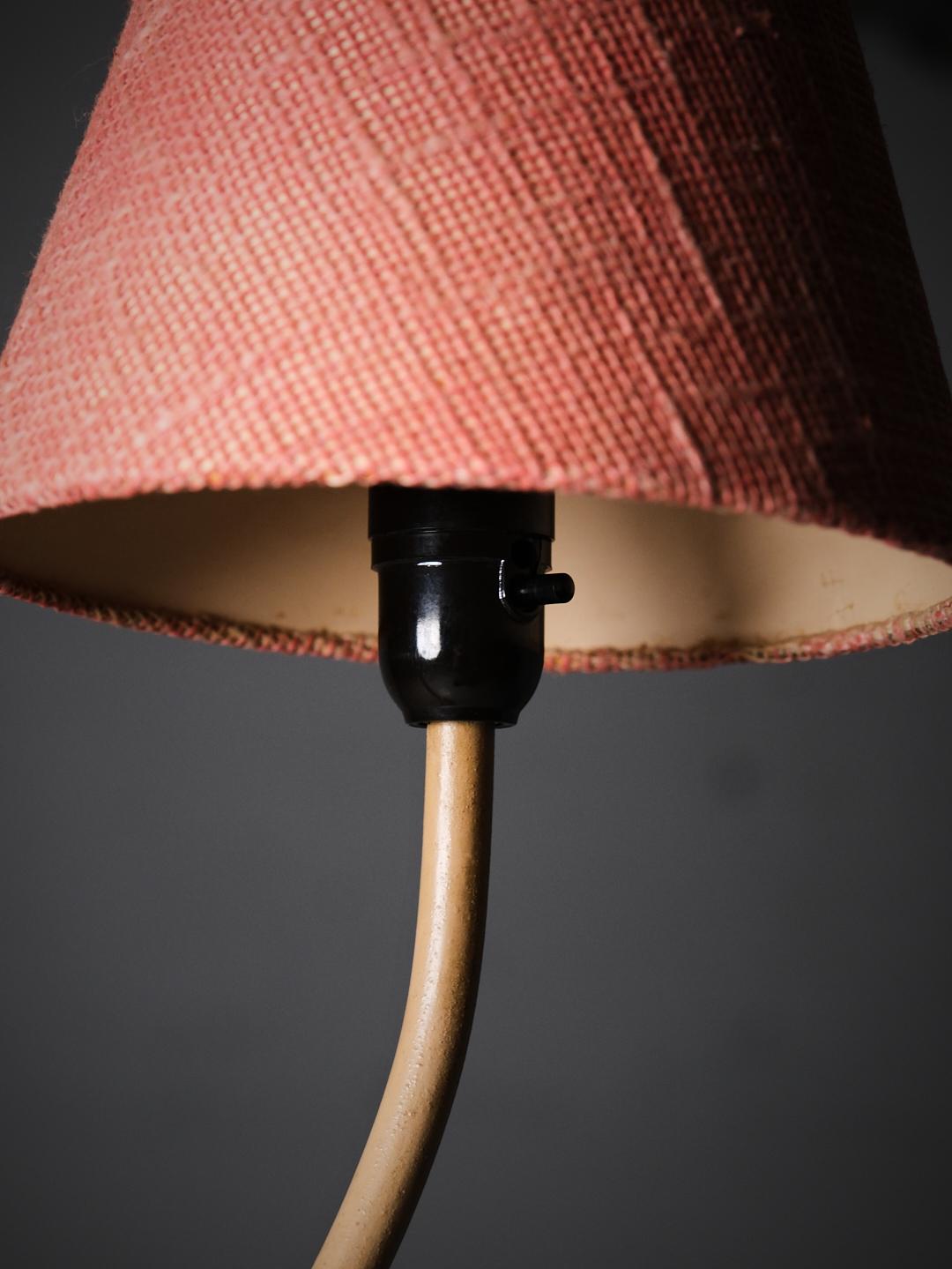 20ième siècle Lampadaire organique suédois à trois branches, années 1940 en vente