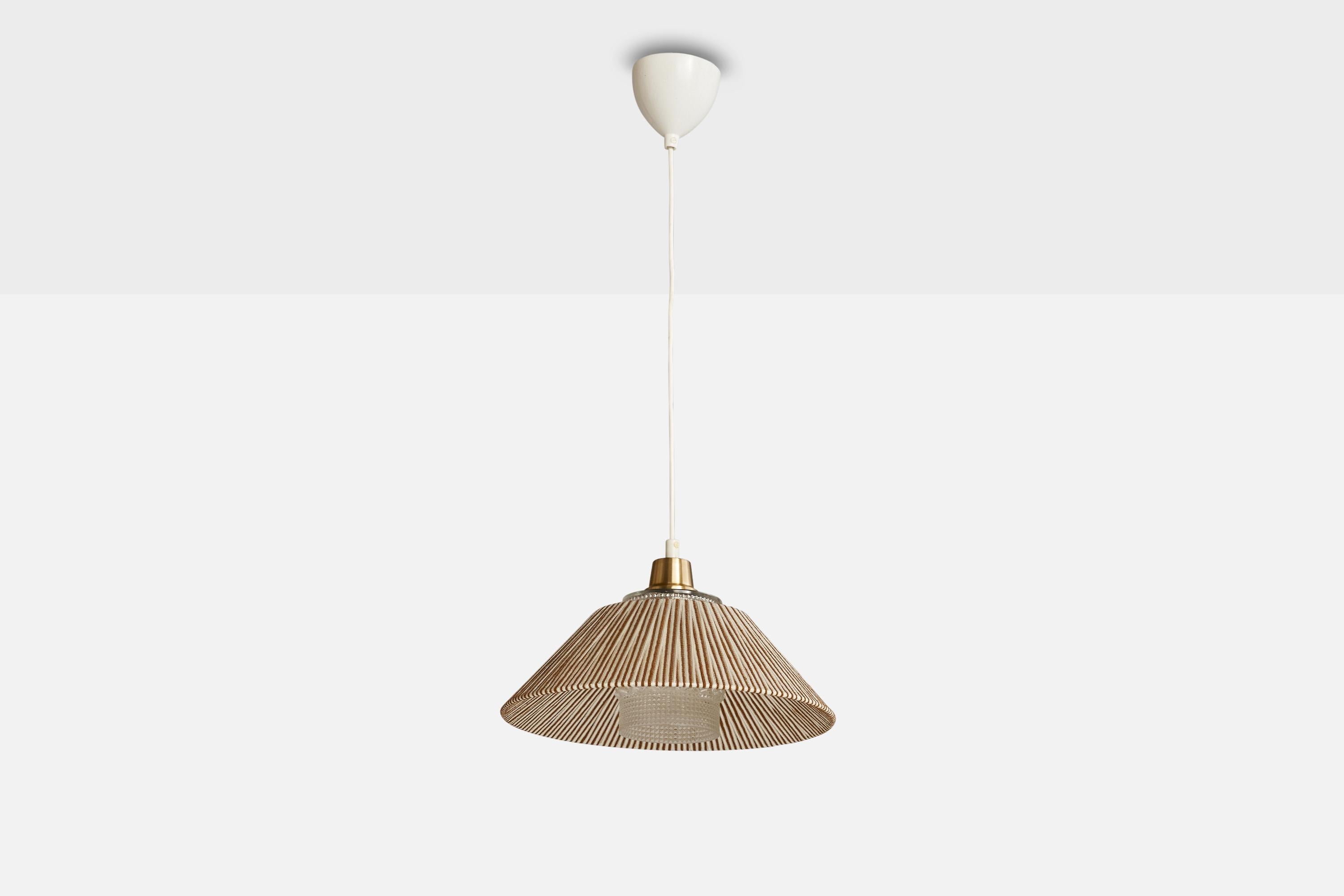 A brass, faceted glass and beige brown fabric pendant light designed and produced in Sweden, c. 1950s.

Dimensions of canopy (inches): 3.5” H x 3.75” Diameter
Socket takes standard E-26 bulbs. 1 socket.There is no maximum wattage stated on the