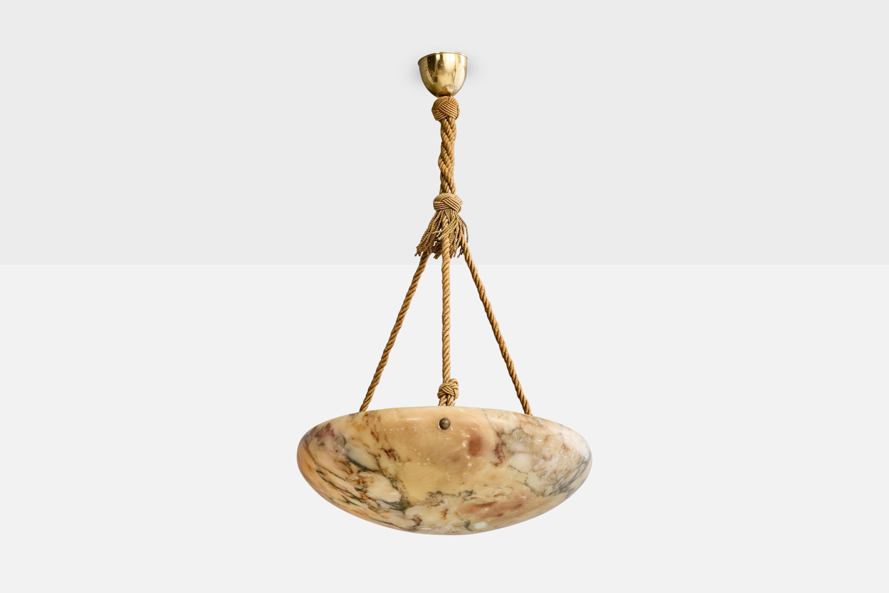 Lampe suspendue en albâtre, corde brune et laiton, probablement conçue et produite en Suède, C.C.

Dimensions globales (pouces) : 28.75 