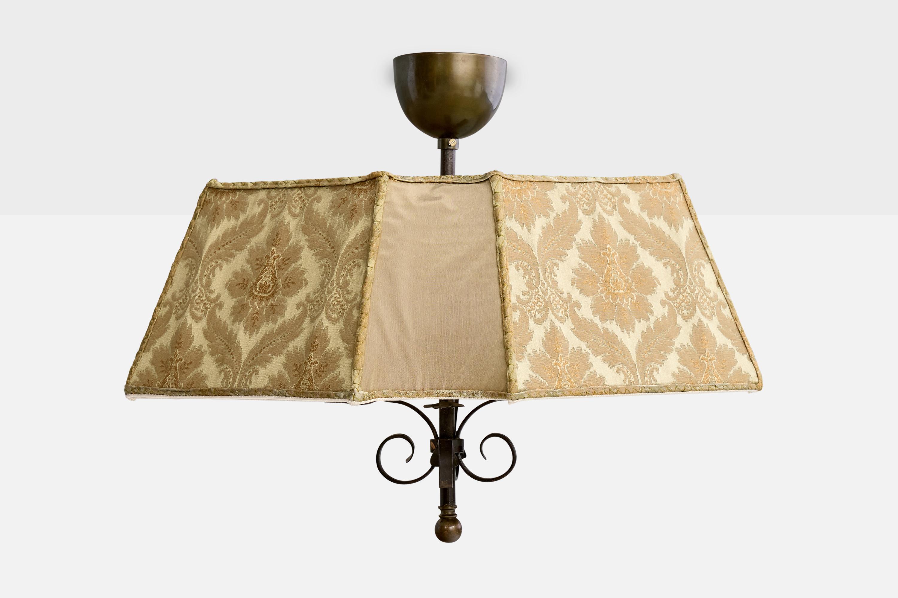 Scandinavo moderno Designer svedese, lampada a sospensione, ottone, tessuto, Svezia, anni '1930 in vendita