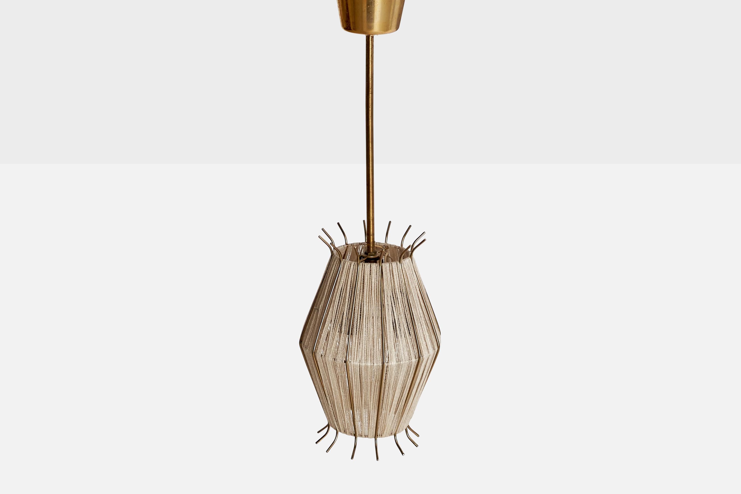 Svedese Designer svedese, lampada a sospensione, ottone, tessuto, Svezia, anni '40 in vendita