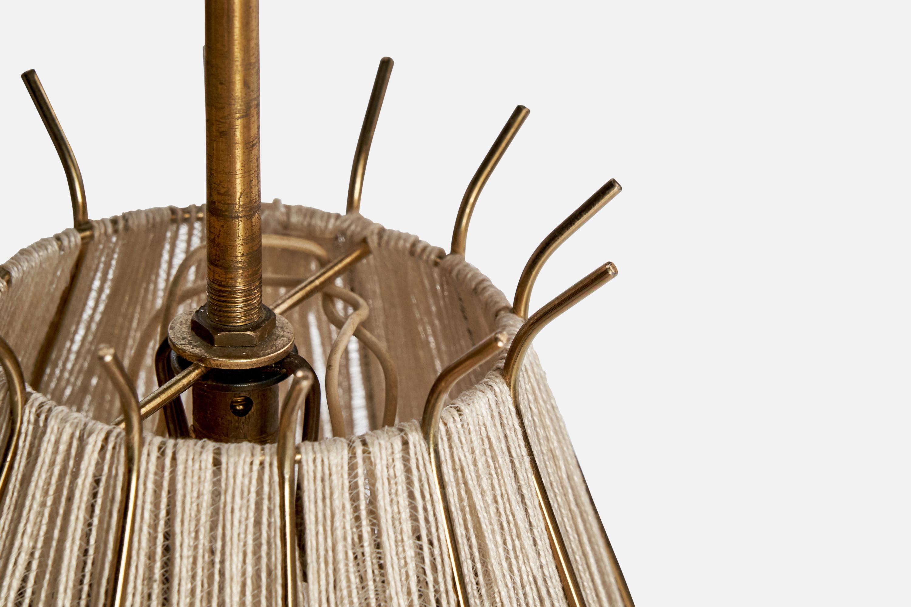 Designer svedese, lampada a sospensione, ottone, tessuto, Svezia, anni '40 in vendita 2