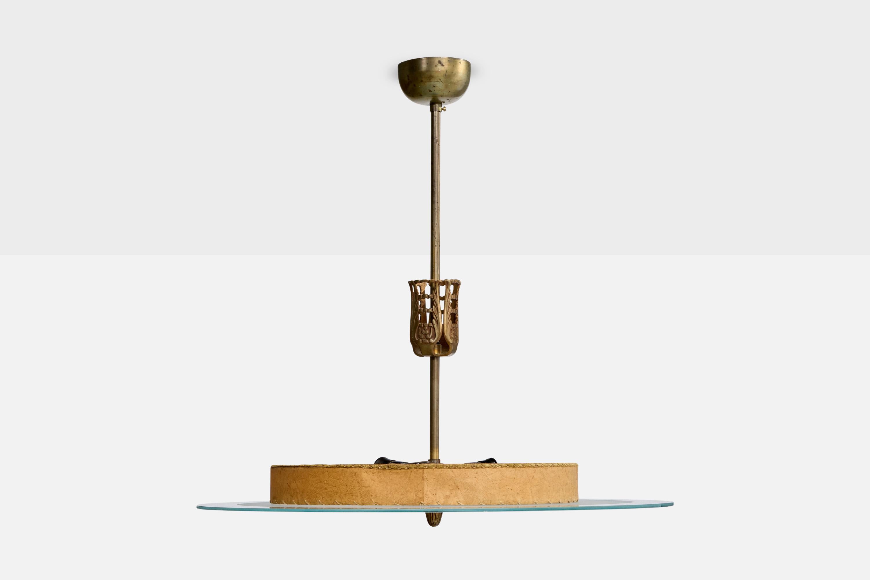 Scandinave moderne Designer suédois, suspension, laiton, verre, parchemin, Suède, années 1930 en vente