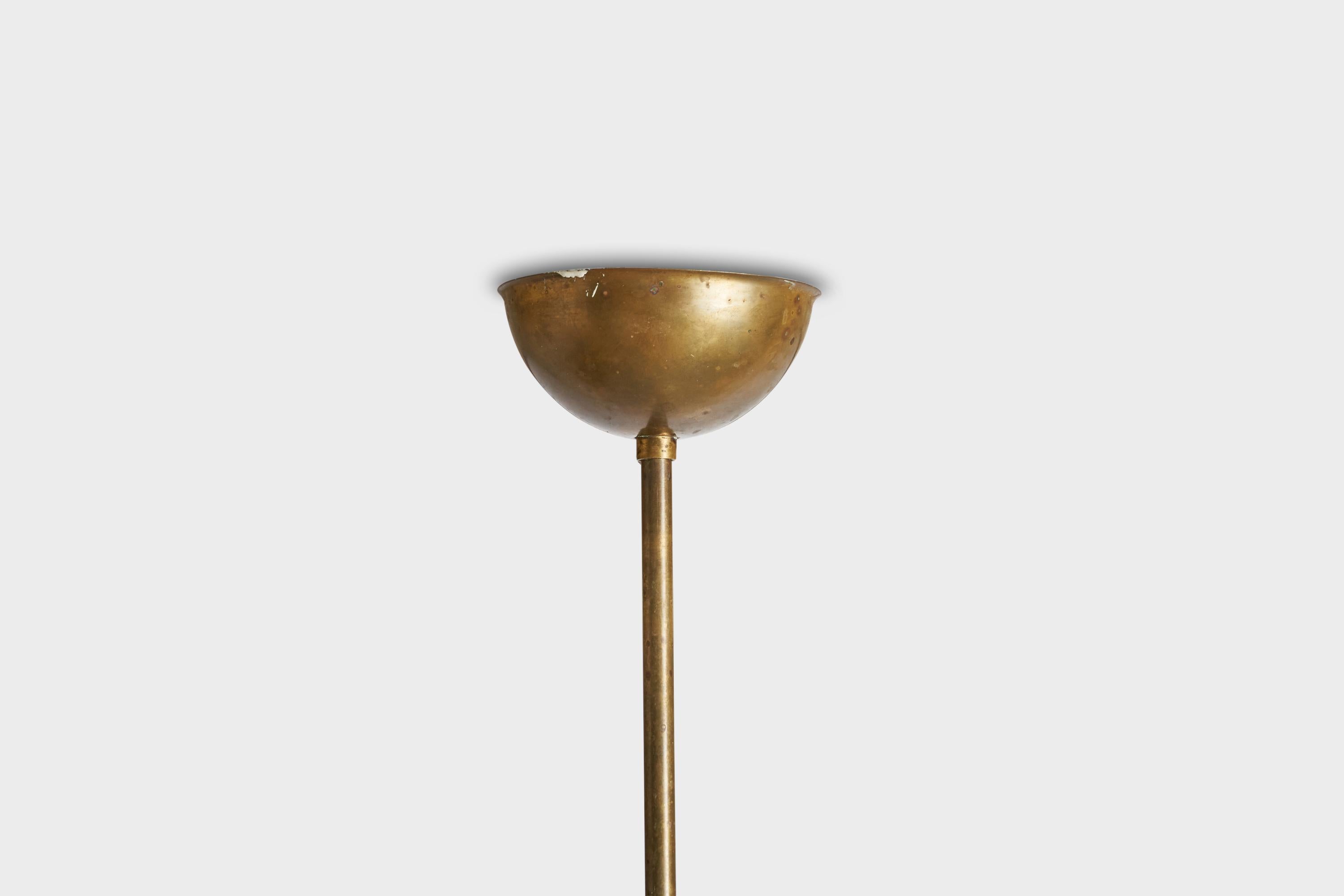 Milieu du XXe siècle Design suédois, lampe à suspension, laiton, verre, Suède, années 1930 en vente