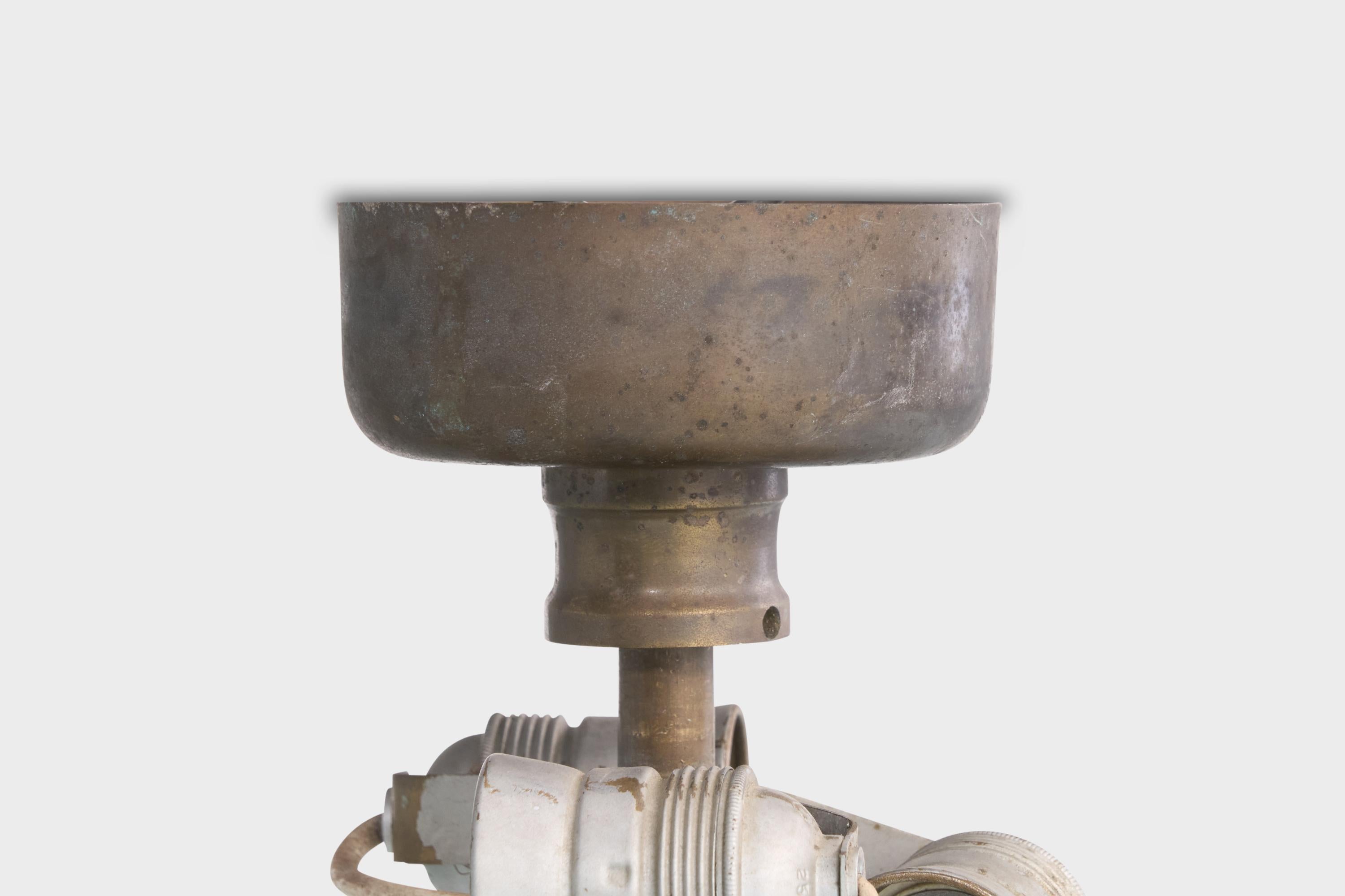 Designer svedese, lampada a sospensione, ottone, vetro, Svezia, anni '1930 in vendita 1