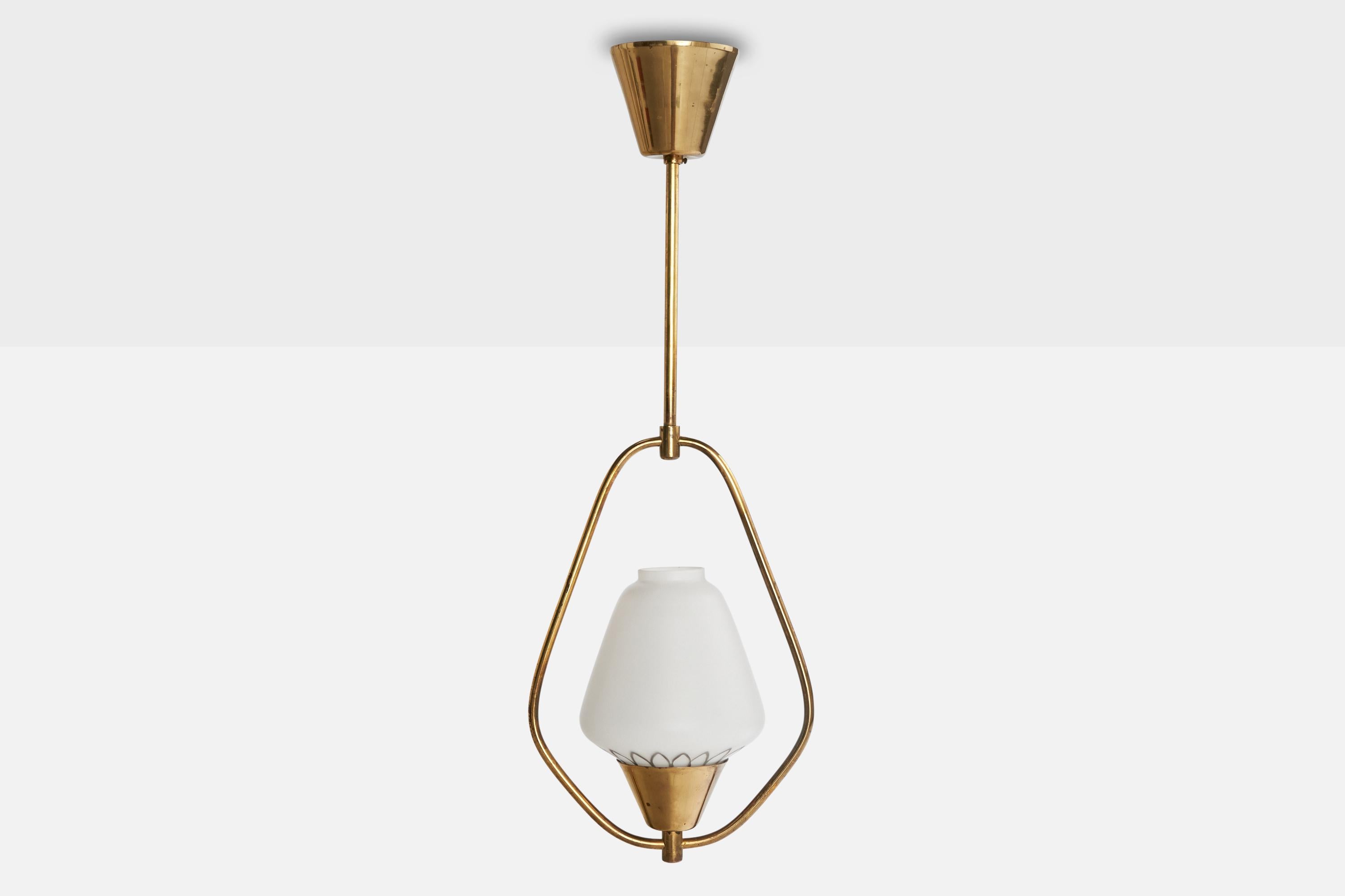 Scandinavo moderno Designer svedese, lampada a sospensione, ottone, vetro, Svezia, anni '1940 in vendita