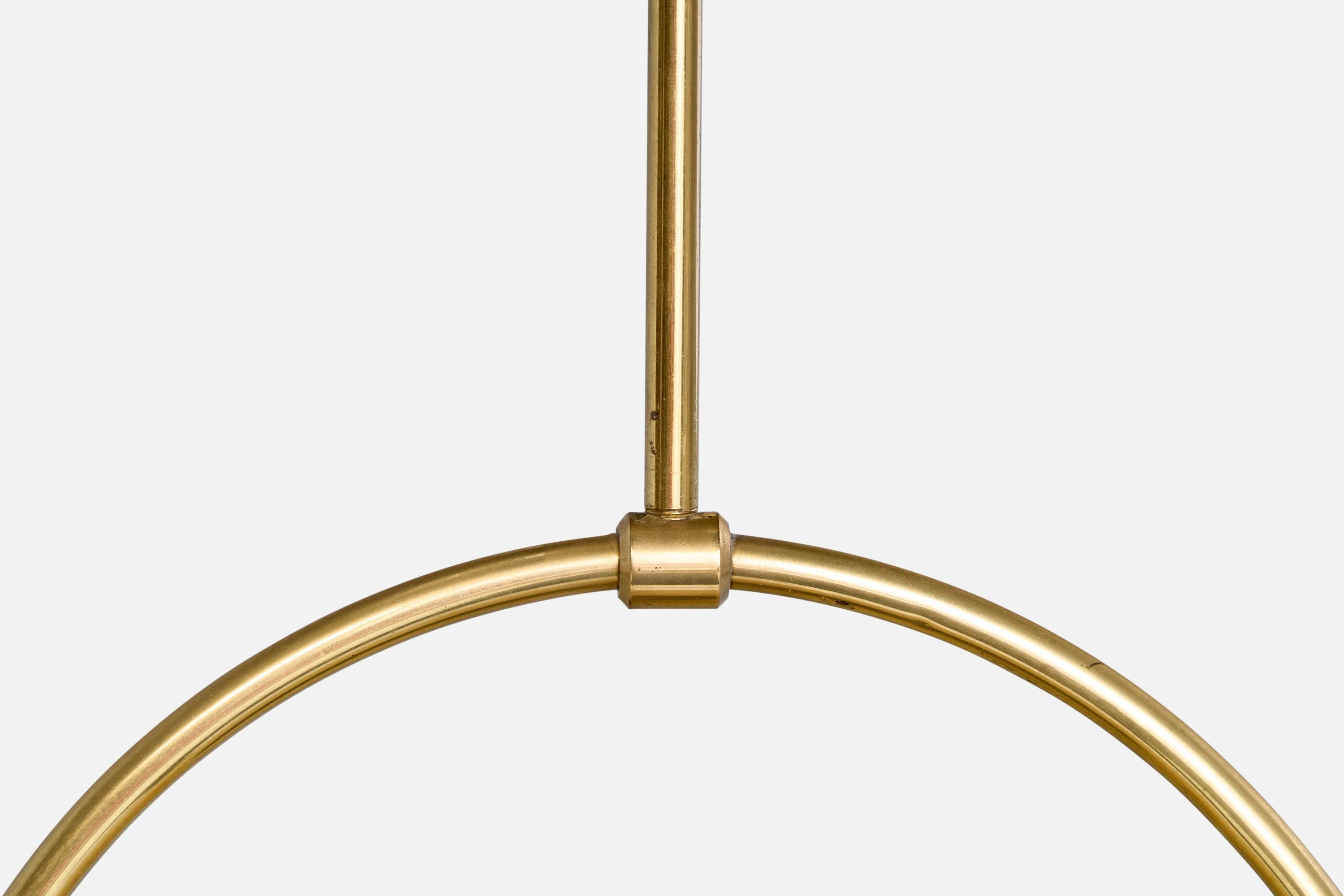 Suédois Design suédois, lampe à suspension, laiton, verre, Suède, années 1940 en vente