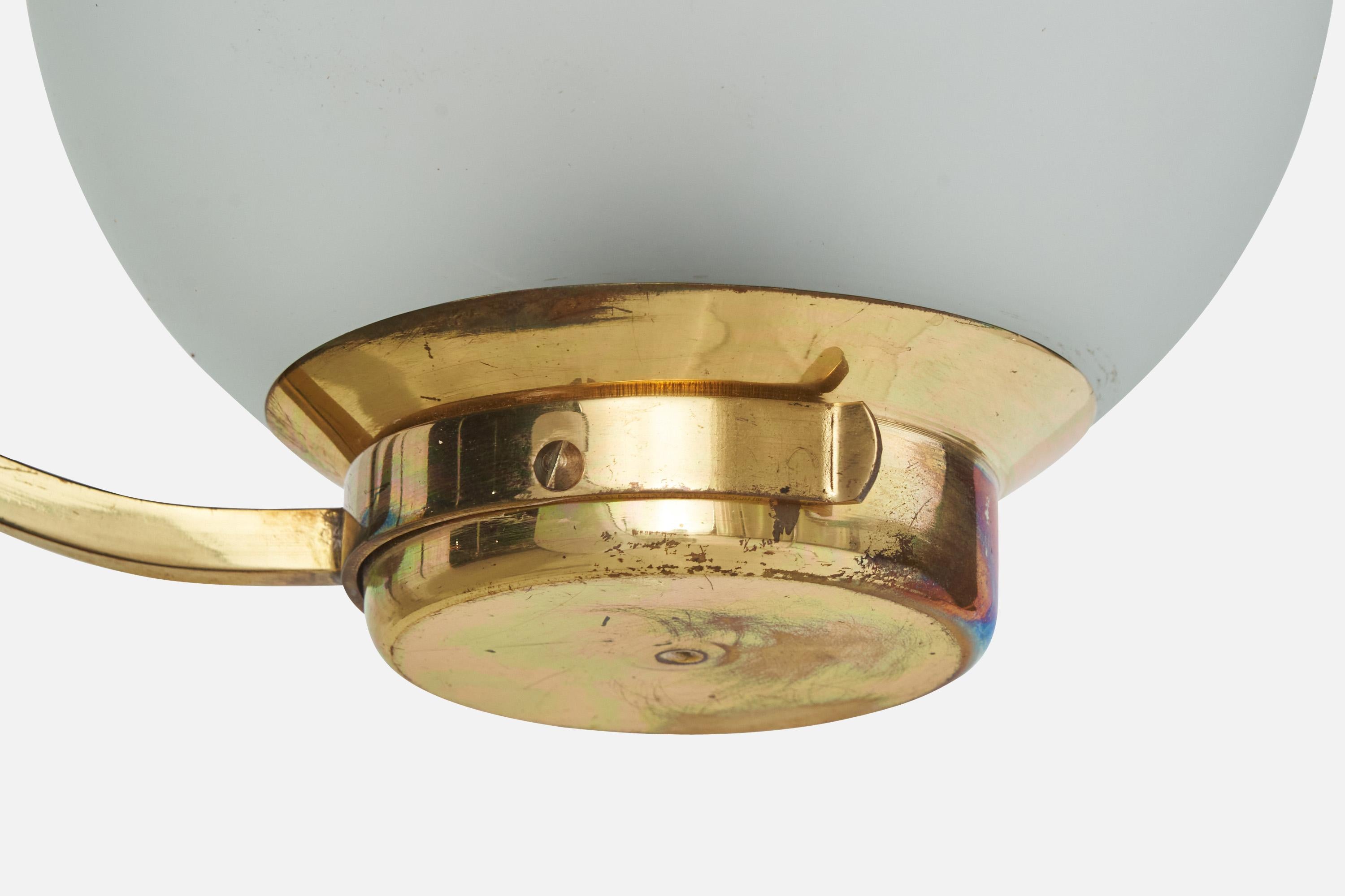 Laiton Design suédois, lampe à suspension, laiton, verre, Suède, années 1940 en vente