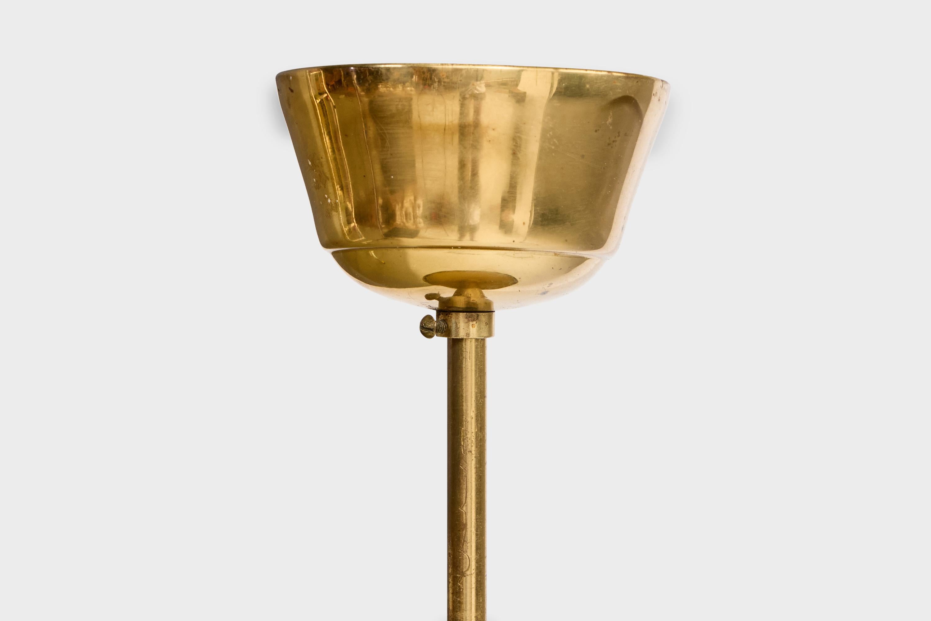 Designer svedese, lampada a sospensione, ottone, vetro, Svezia, anni '1940 in vendita 1