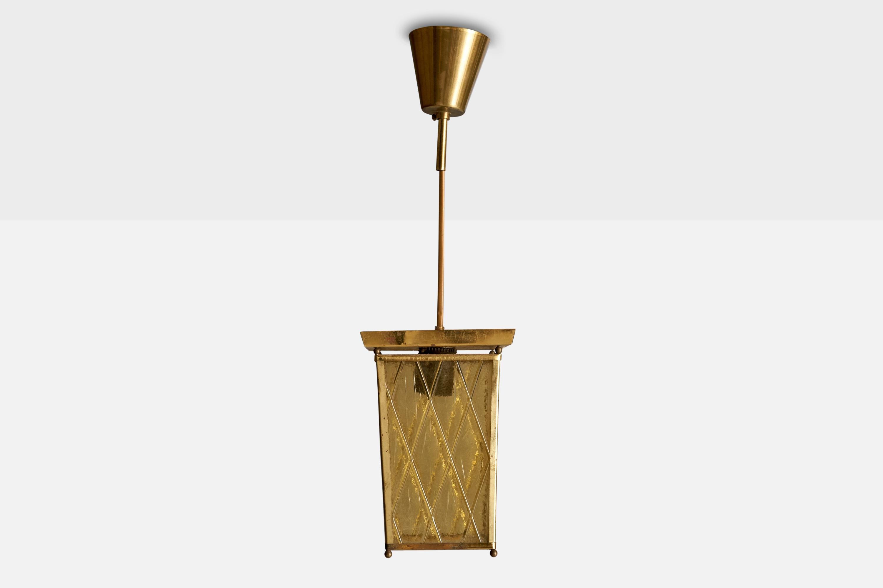 Mid-Century moderno Designer svedese, lampada a sospensione, ottone, vetro, Svezia, anni '1950 in vendita
