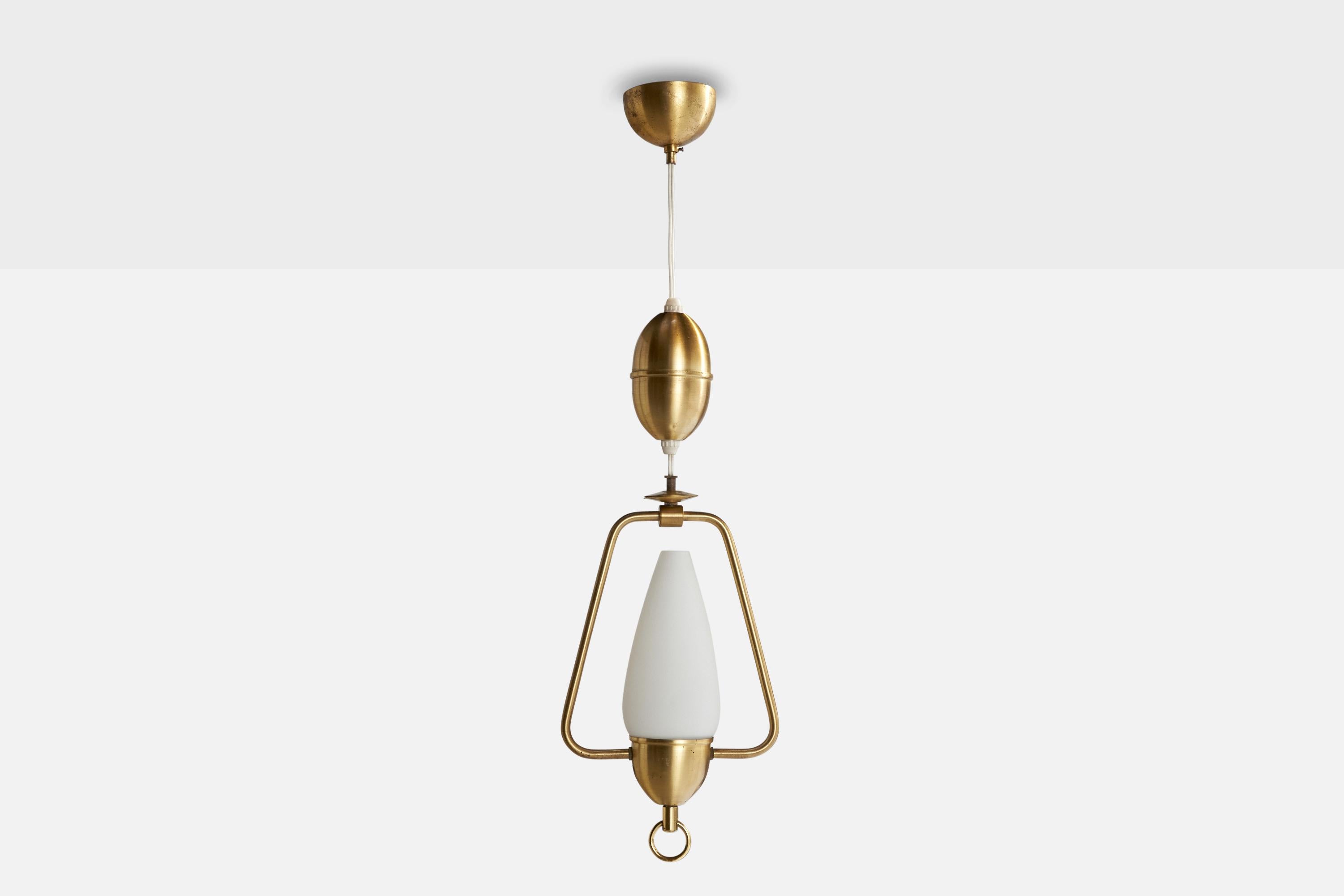 Scandinavo moderno Designer svedese, lampada a sospensione, ottone, vetro, Svezia, anni '1950 in vendita
