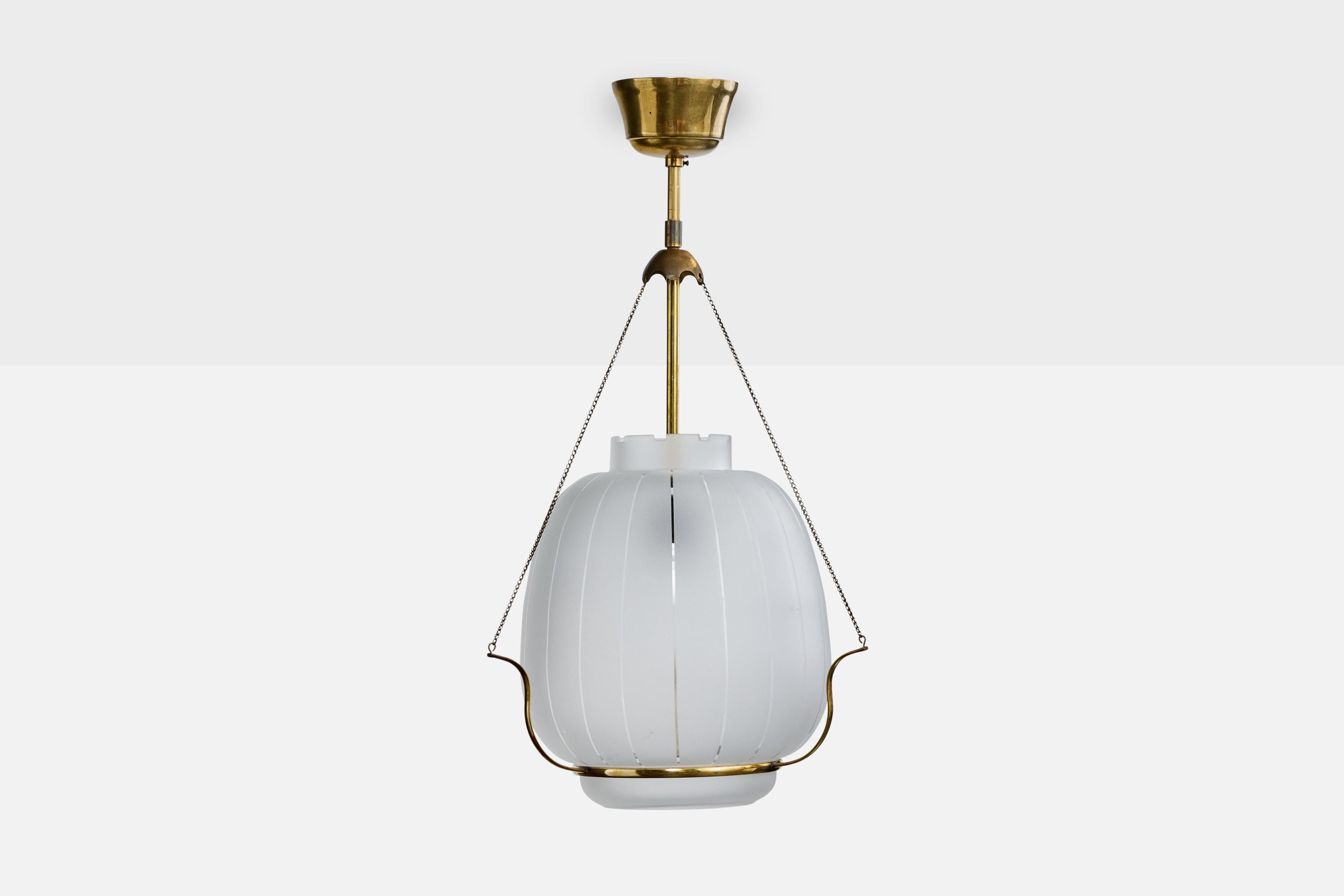 Mid-Century Modern Design suédois, lampe à suspension, laiton, verre, Suède, années 1950 en vente