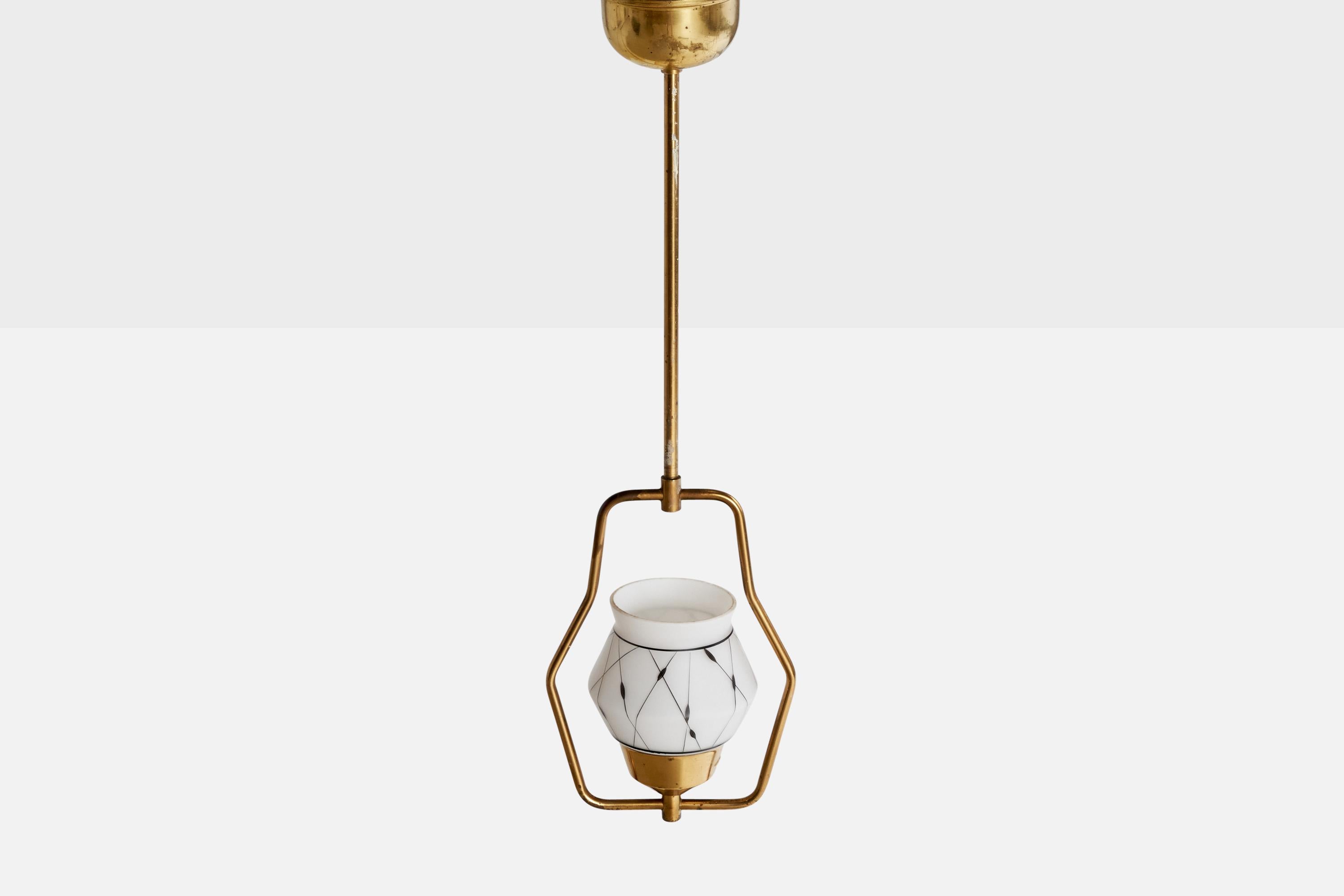 Svedese Designer svedese, lampada a sospensione, ottone, vetro, Svezia, anni '1950 in vendita