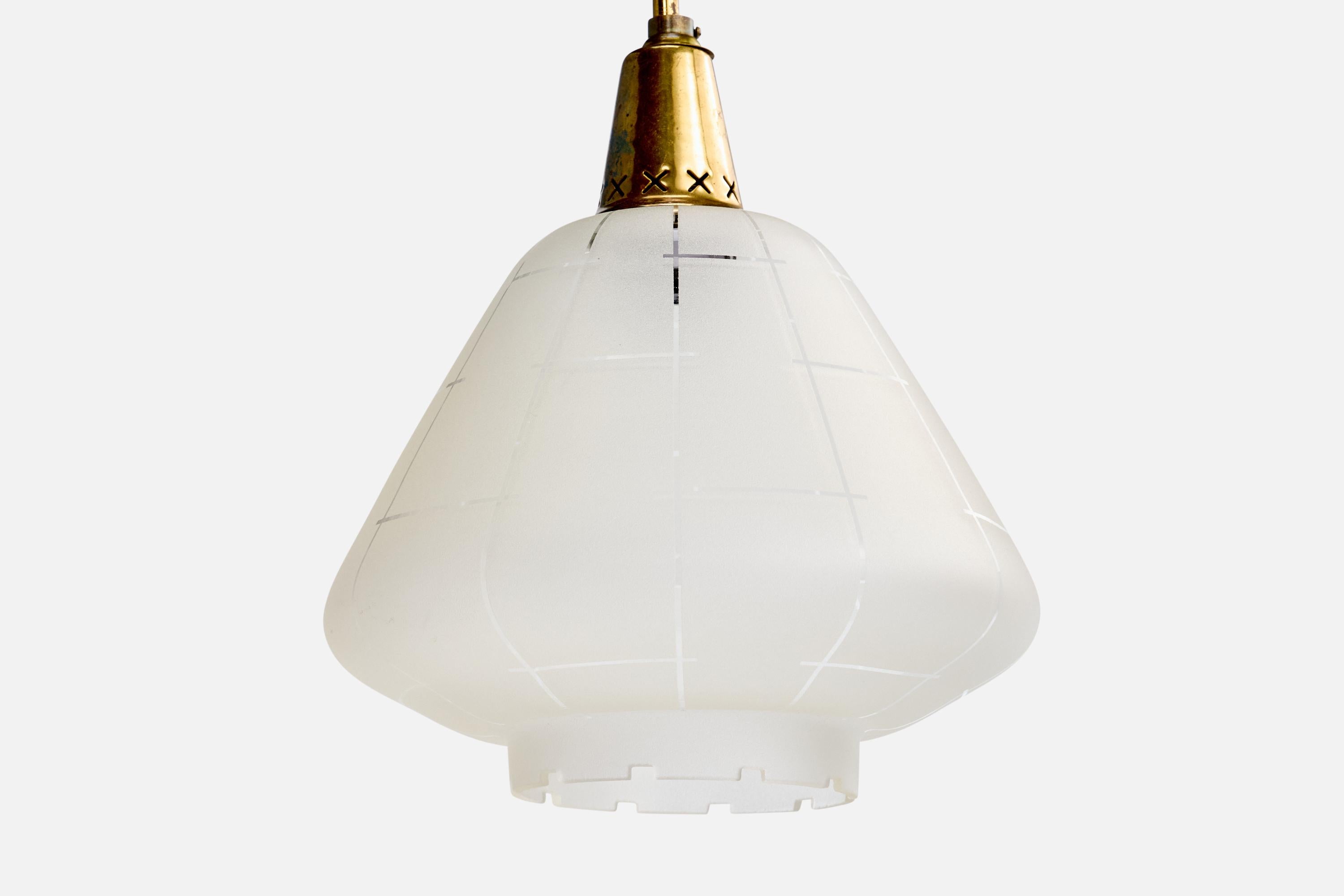 Suédois Design suédois, lampe à suspension, laiton, verre, Suède, années 1950 en vente