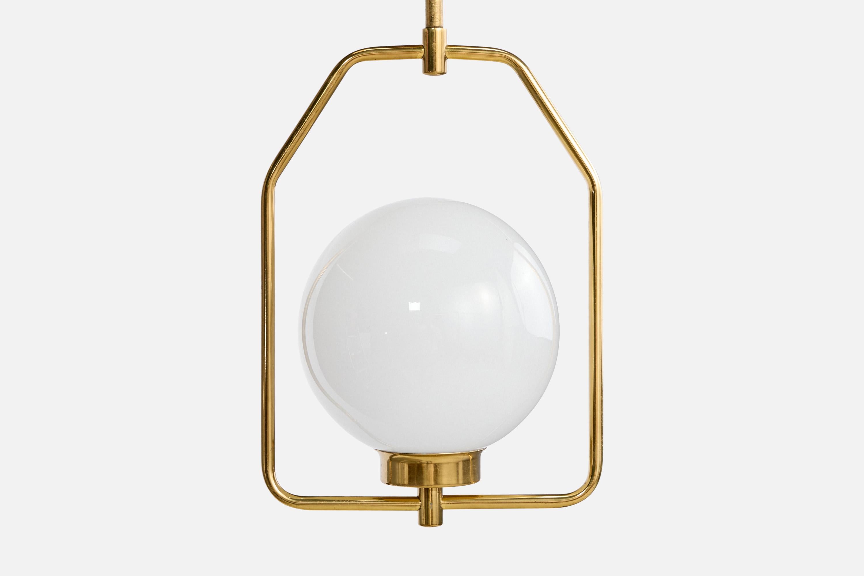 Design suédois, lampe à suspension, laiton, verre, Suède, années 1950 Bon état - En vente à High Point, NC