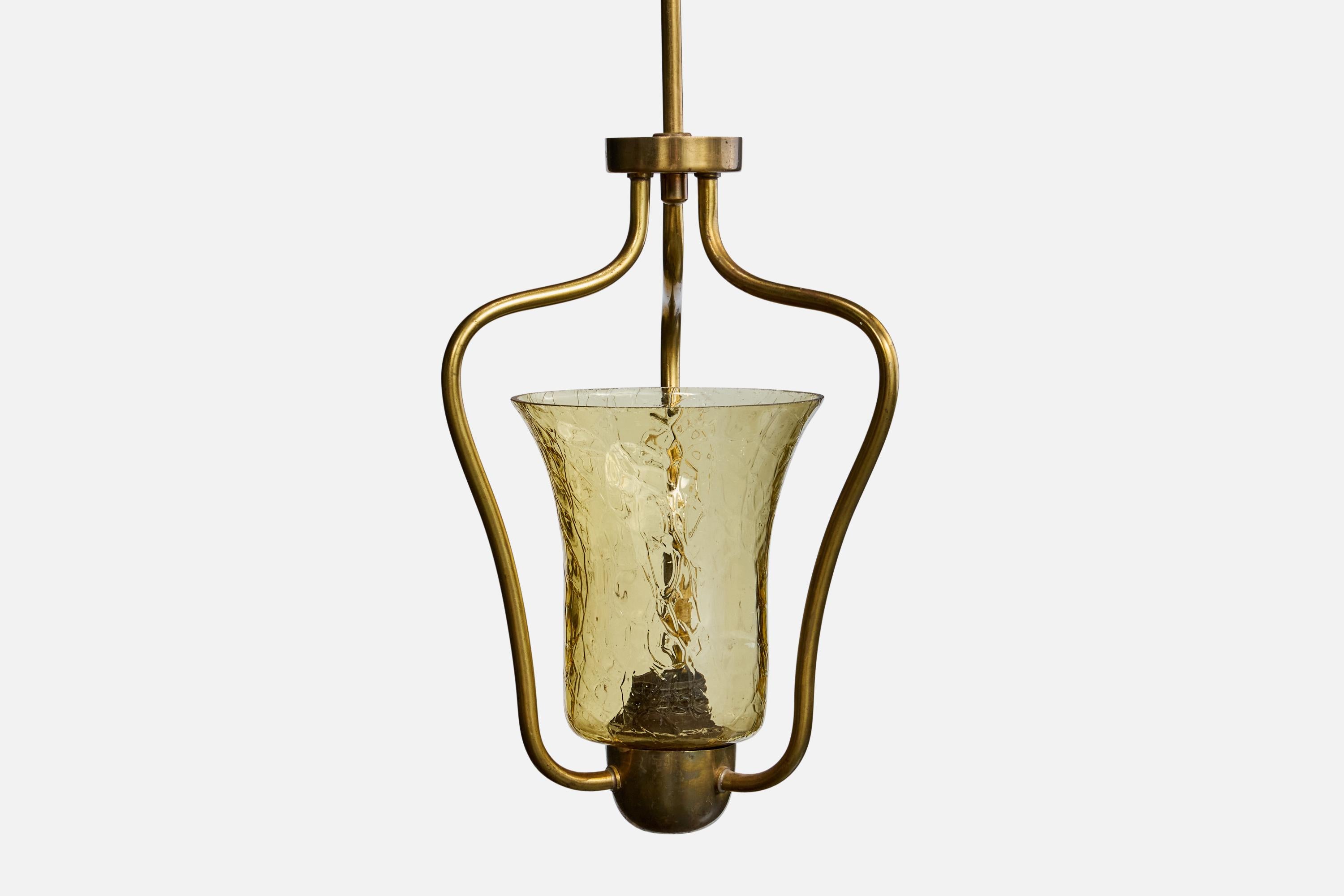 Designer svedese, lampada a sospensione, ottone, vetro, Svezia, anni '1950 In condizioni buone in vendita a High Point, NC