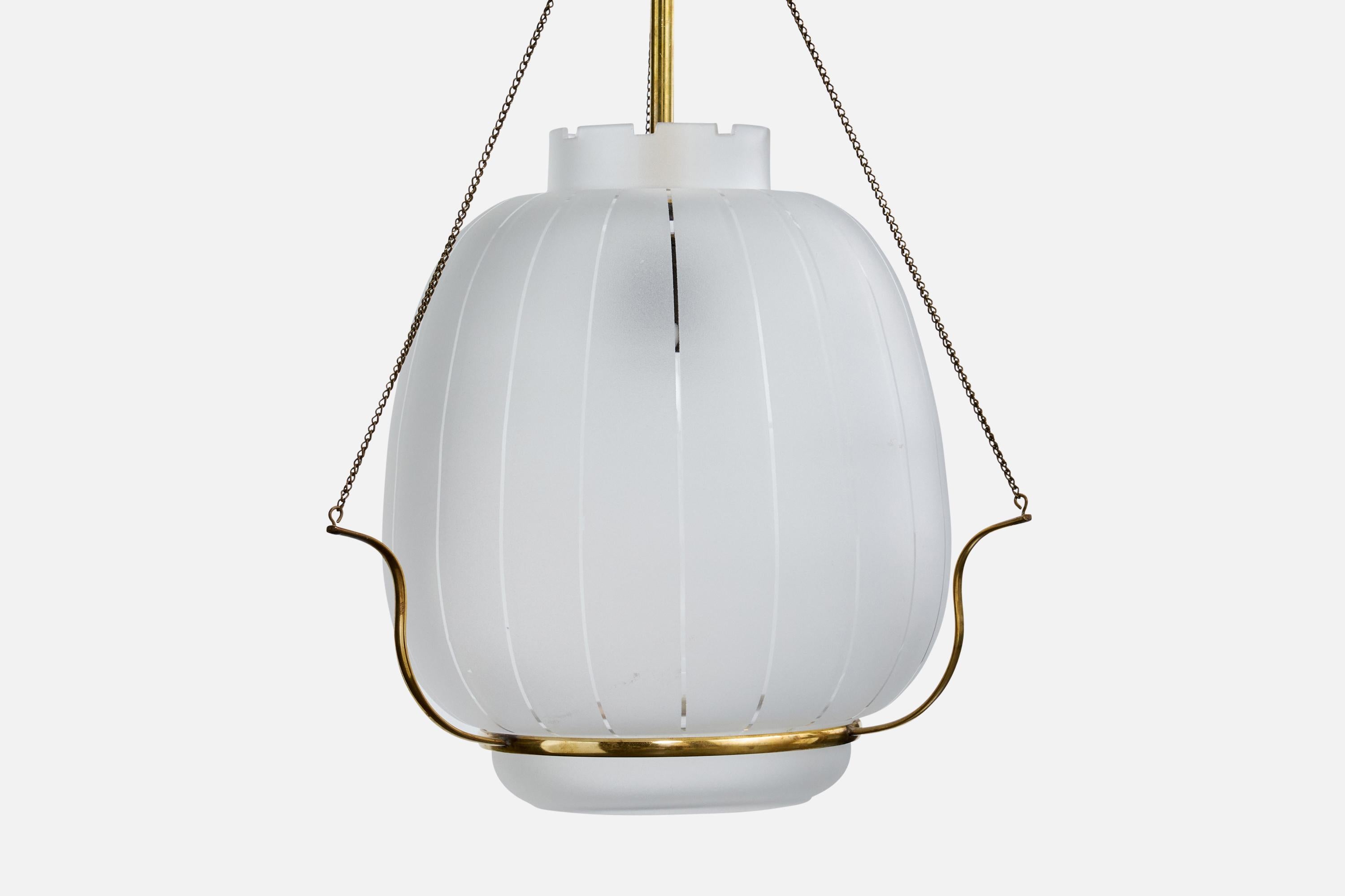 Design suédois, lampe à suspension, laiton, verre, Suède, années 1950 Bon état - En vente à High Point, NC