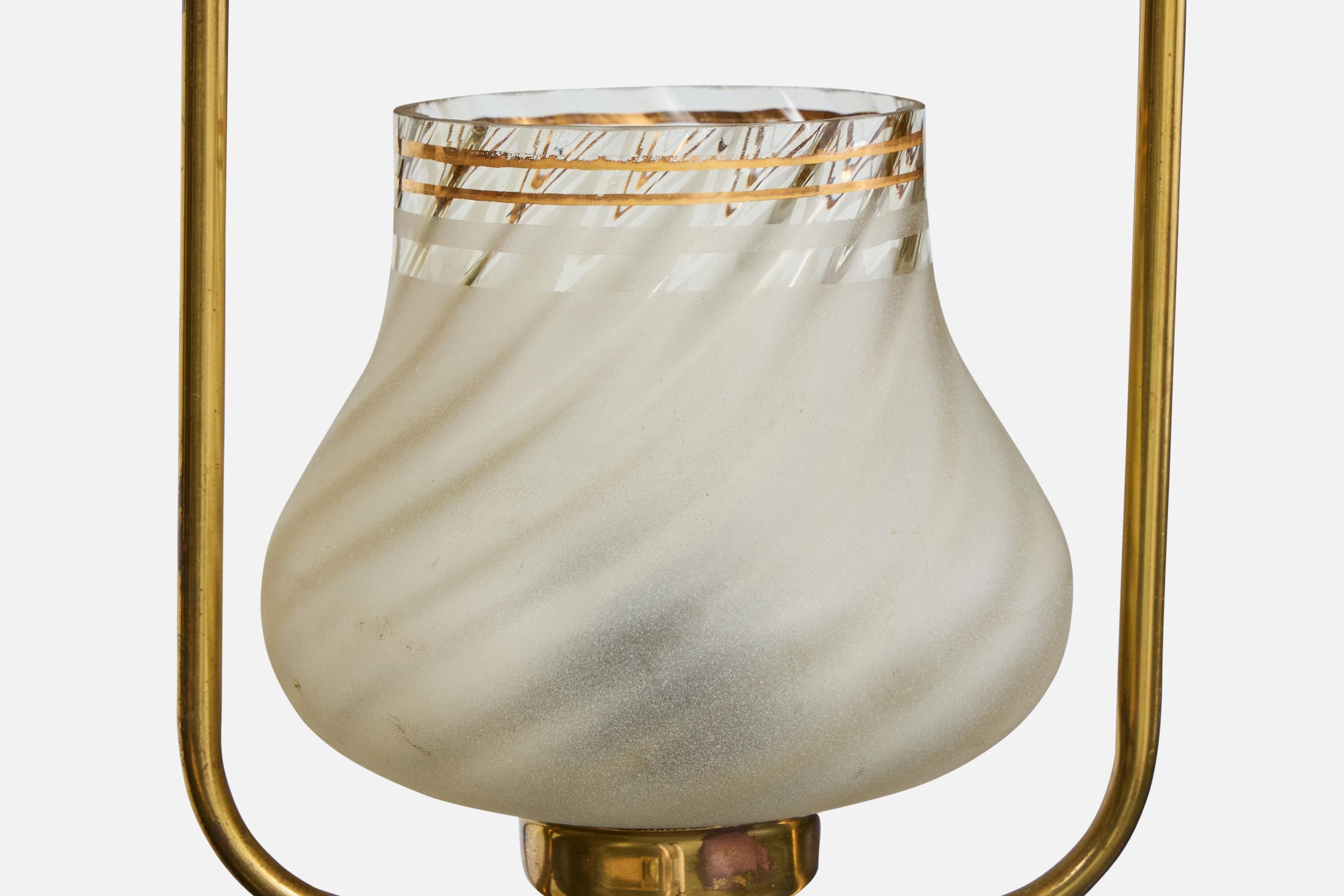 Designer svedese, lampada a sospensione, ottone, vetro, Svezia, anni '1950 in vendita 1