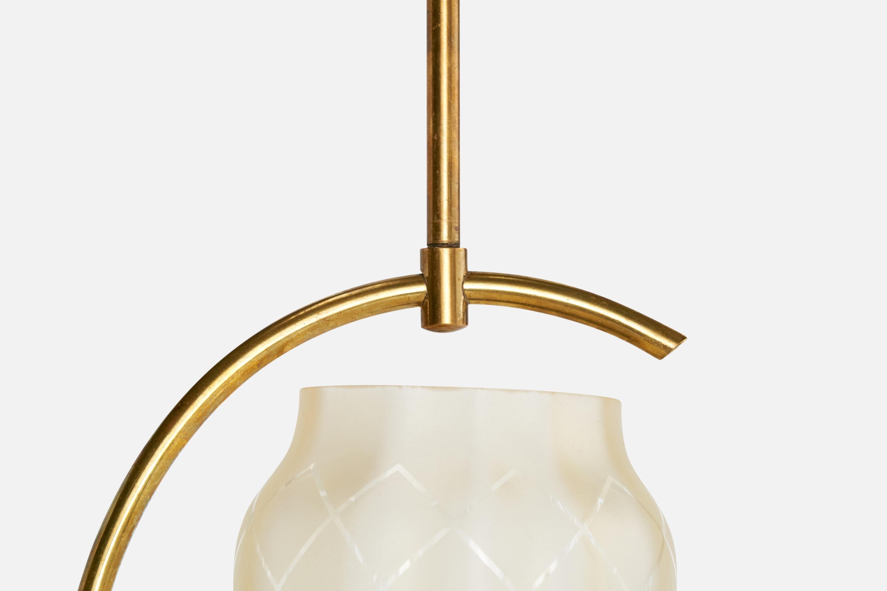 Designer svedese, lampada a sospensione, ottone, vetro, Svezia, anni '1950 in vendita 2