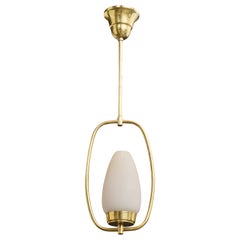 Designer svedese, lampada a sospensione, ottone, vetro, Svezia, anni
1950