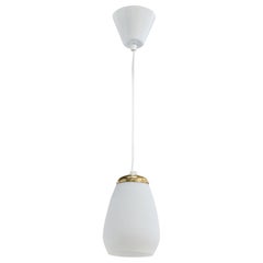 Designer svedese, lampada a sospensione, ottone, vetro, Svezia, anni
1950
