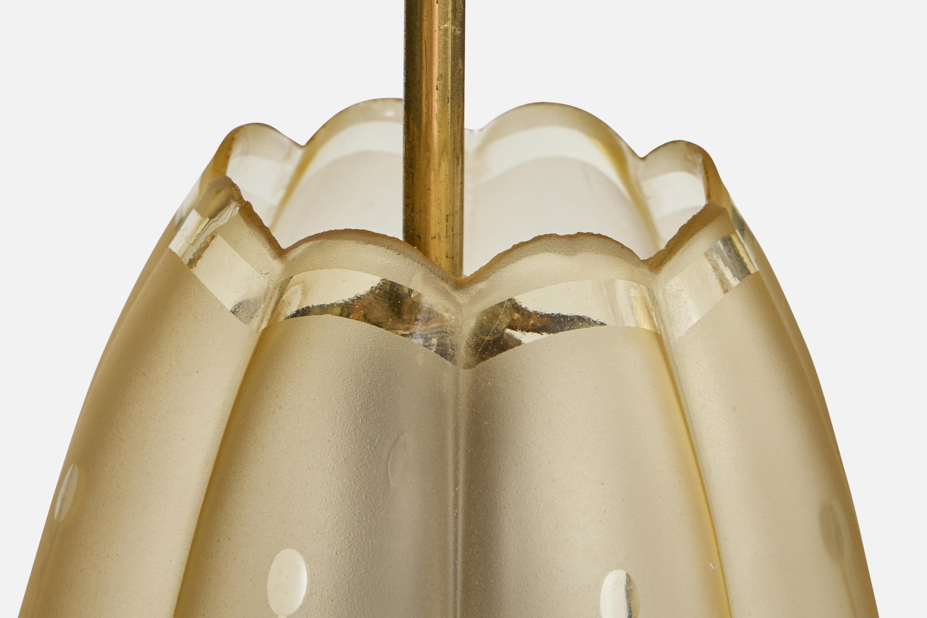 Designer svedese, lampada a sospensione, ottone, vetro, Svezia, anni '1960 in vendita 2