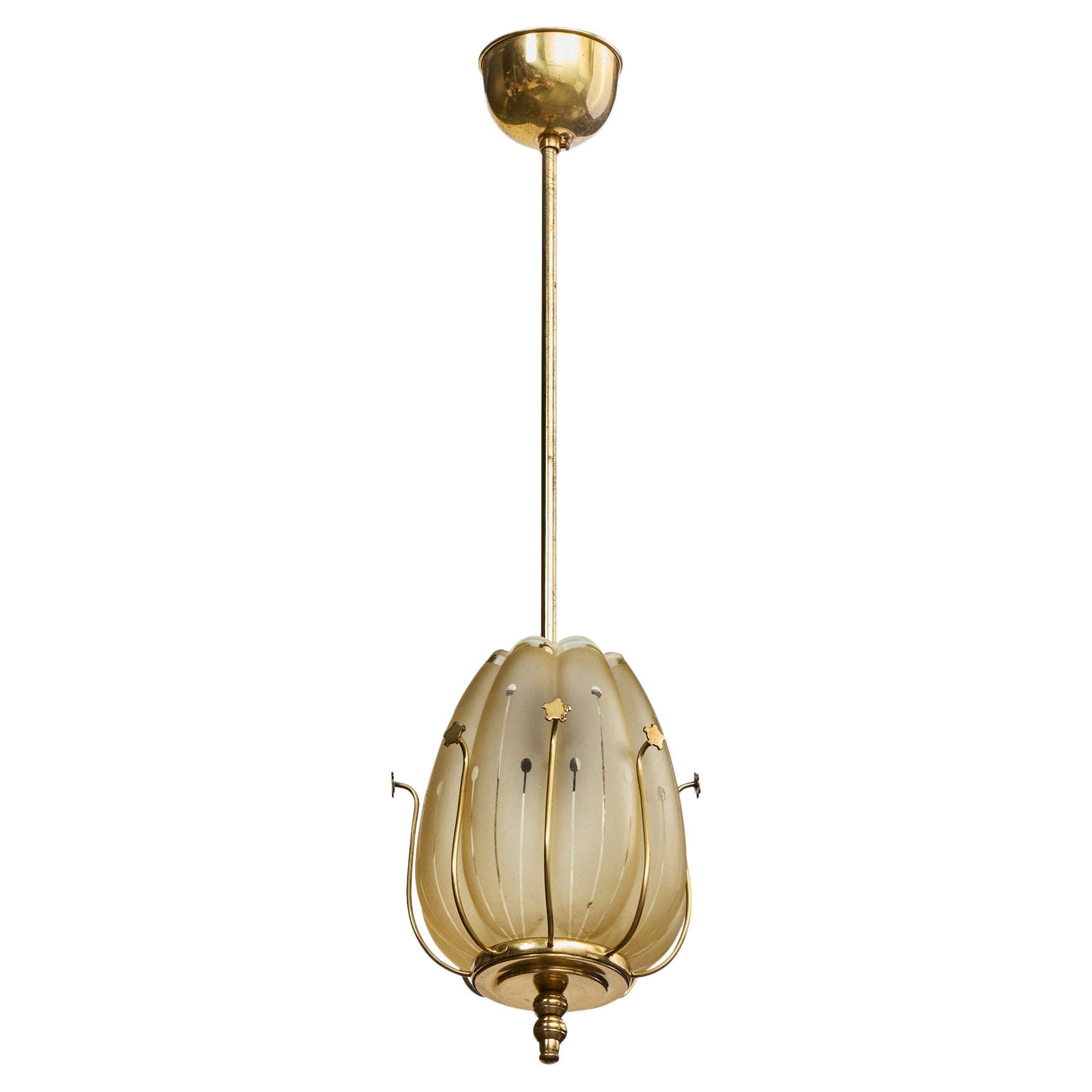 Designer svedese, lampada a sospensione, ottone, vetro, Svezia, anni '1960 in vendita