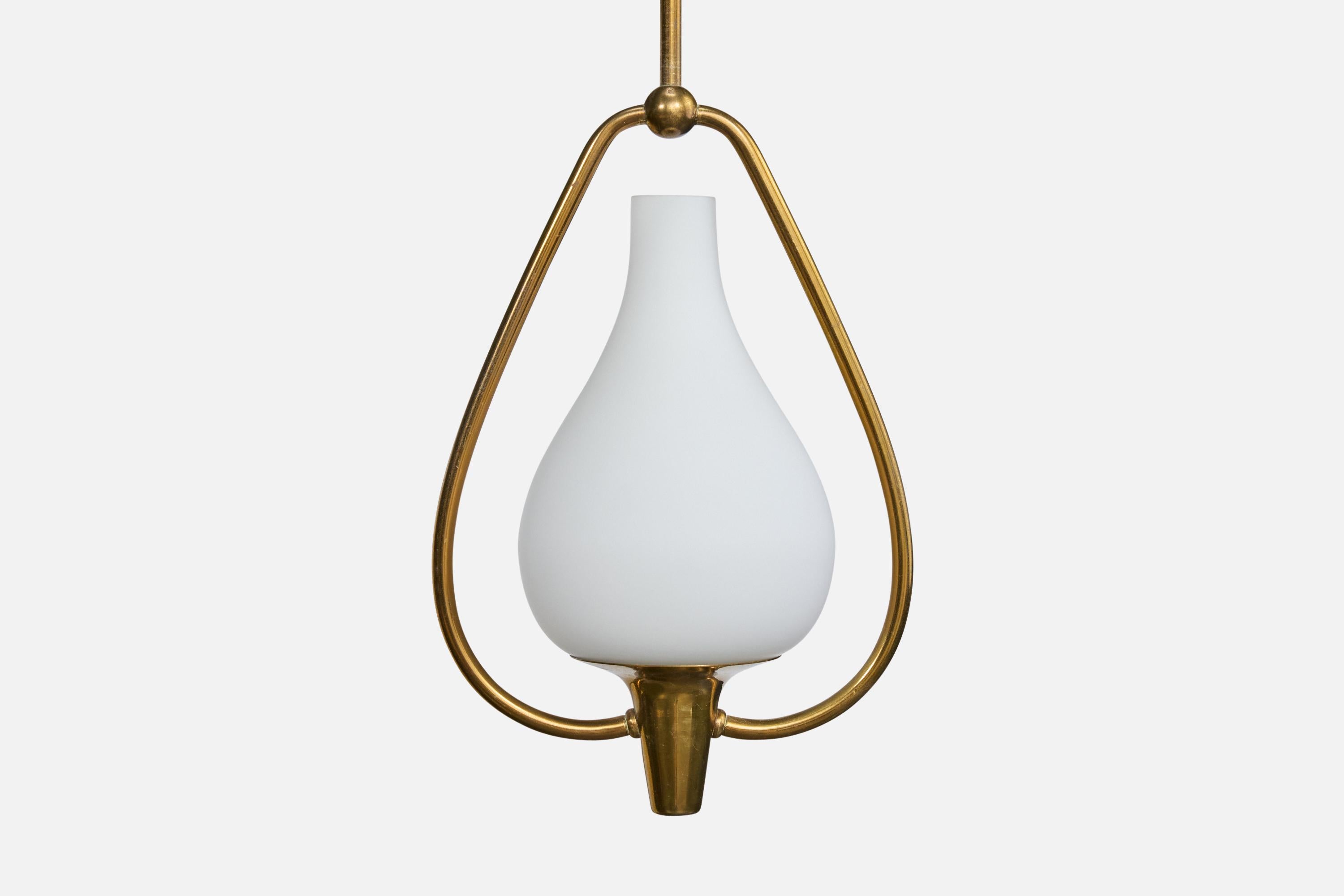 Designer suédois, lampe à suspension, laiton, Suède, années 1940 Bon état - En vente à High Point, NC