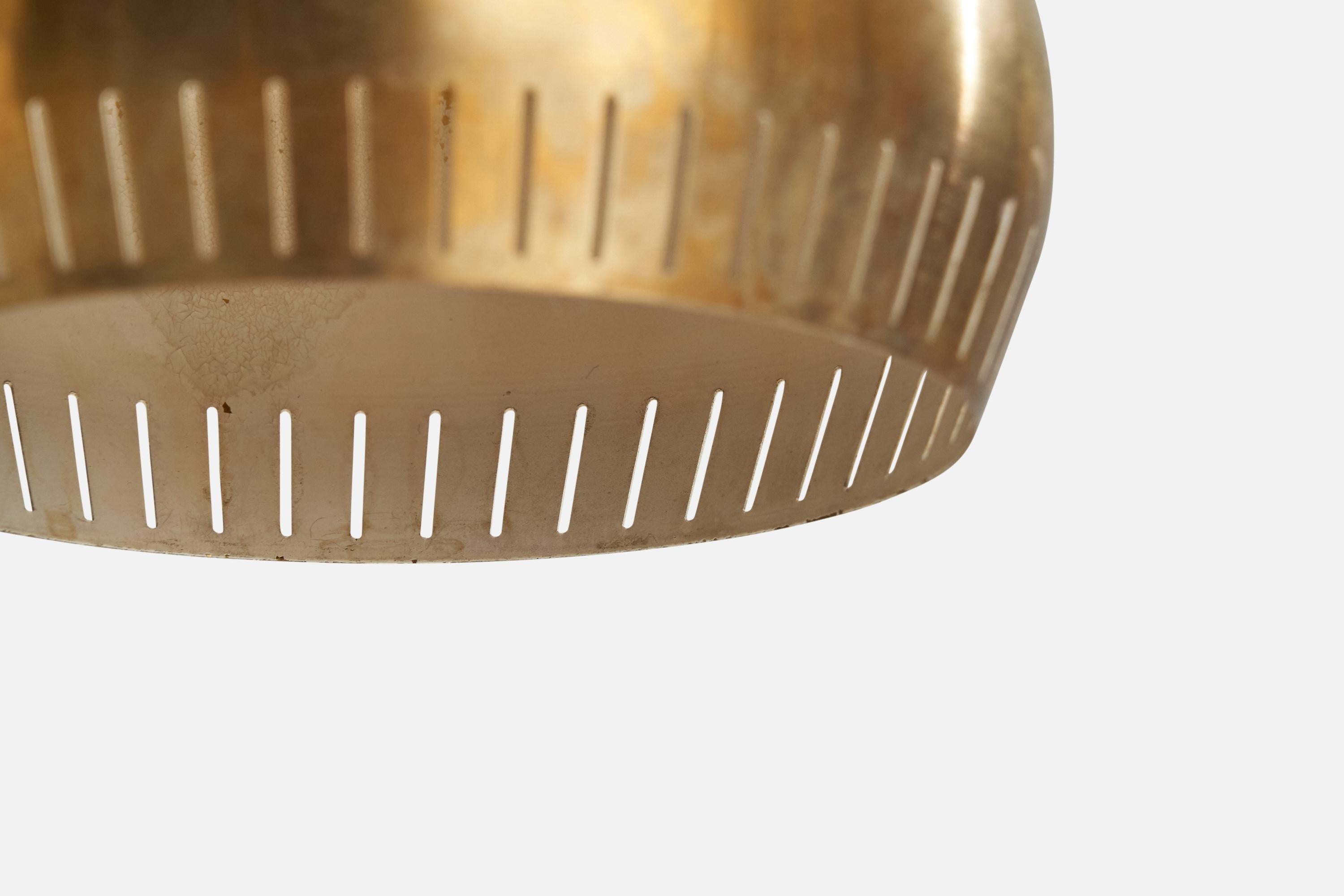 Metà XX secolo Designer svedese, Lampada a sospensione, Ottone, Svezia, anni '50 in vendita