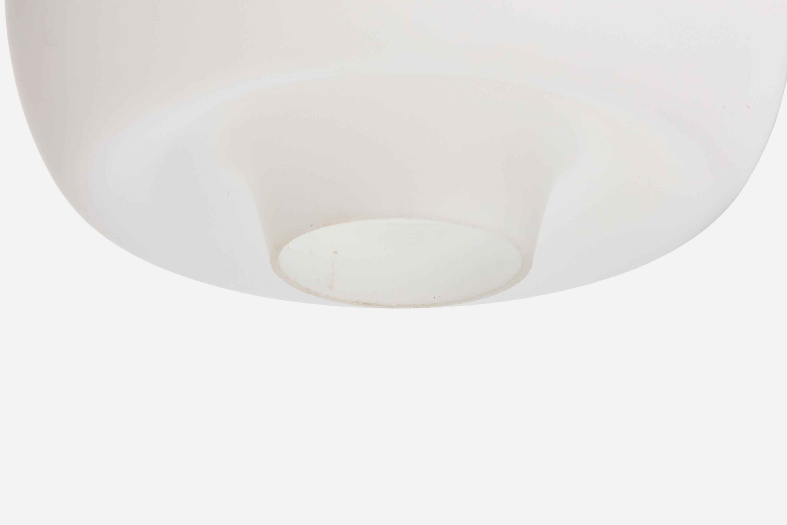 Metà XX secolo Lampada a sospensione di design svedese, ottone, teak, vetro, Svezia, anni '50 in vendita