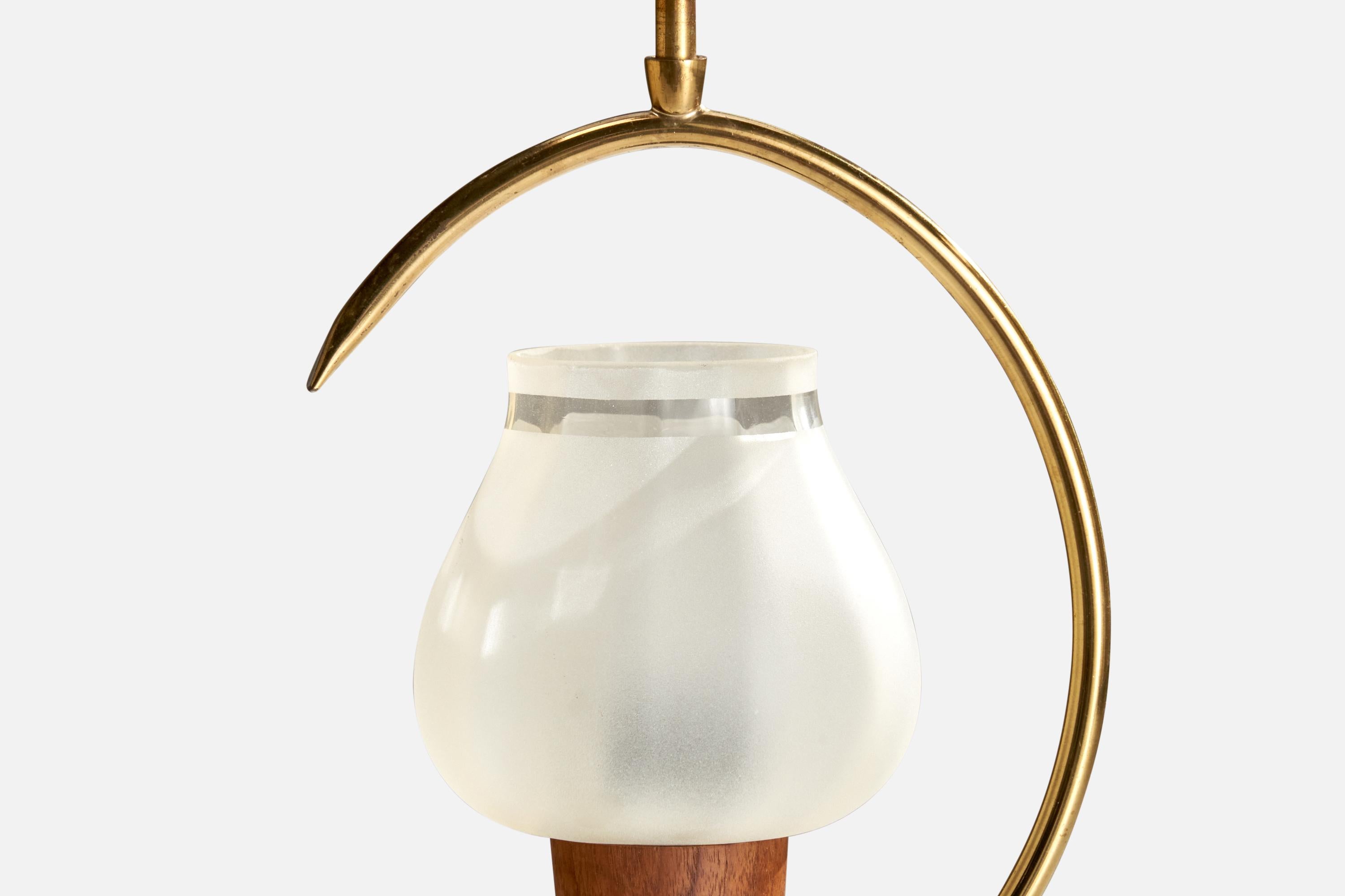 Ottone Lampada a sospensione di design svedese, ottone, teak, vetro, Svezia, anni '50 in vendita