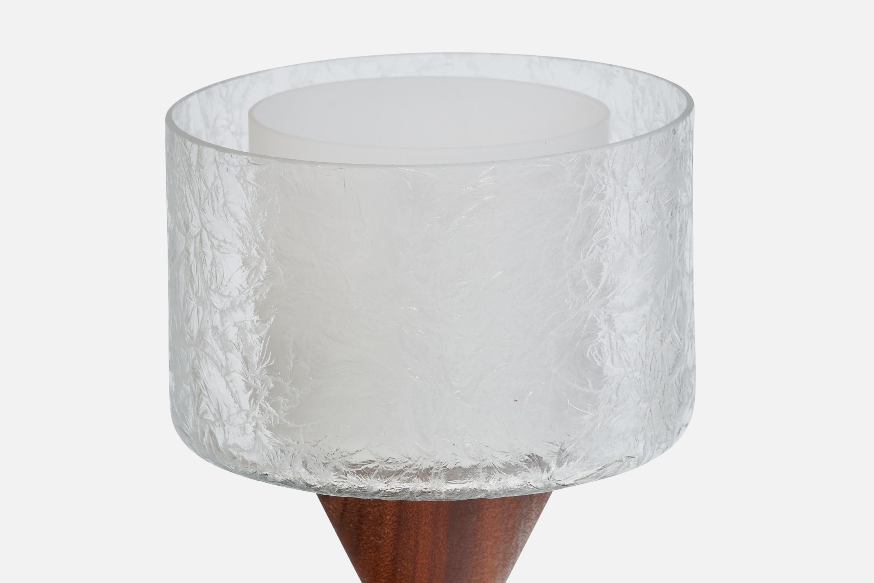 Ottone Lampada a sospensione di design svedese, ottone, teak, vetro, Svezia, anni '50 in vendita