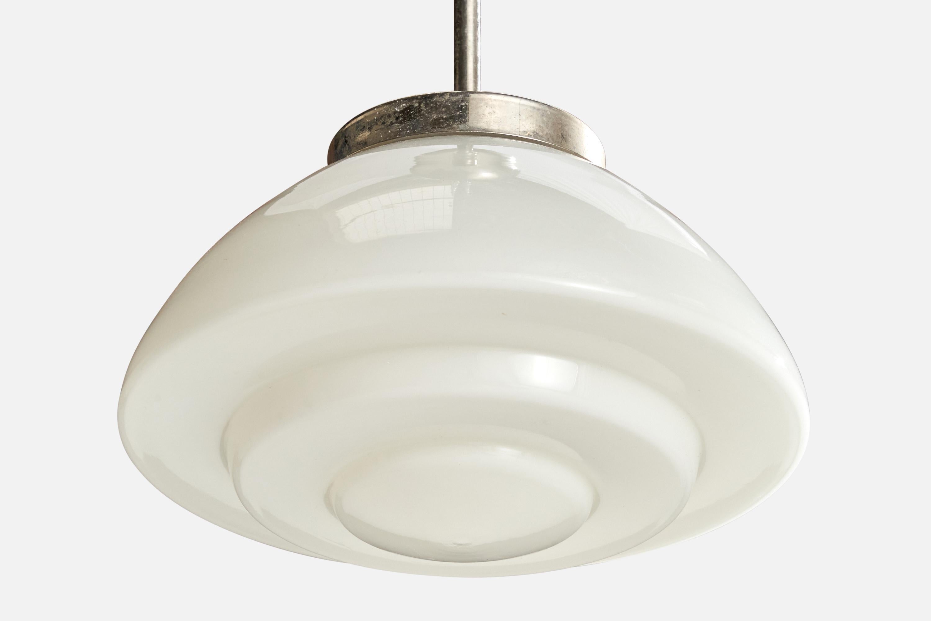 Designer suédois, suspension, chrome, verre, Suède, années 1930 Bon état - En vente à High Point, NC