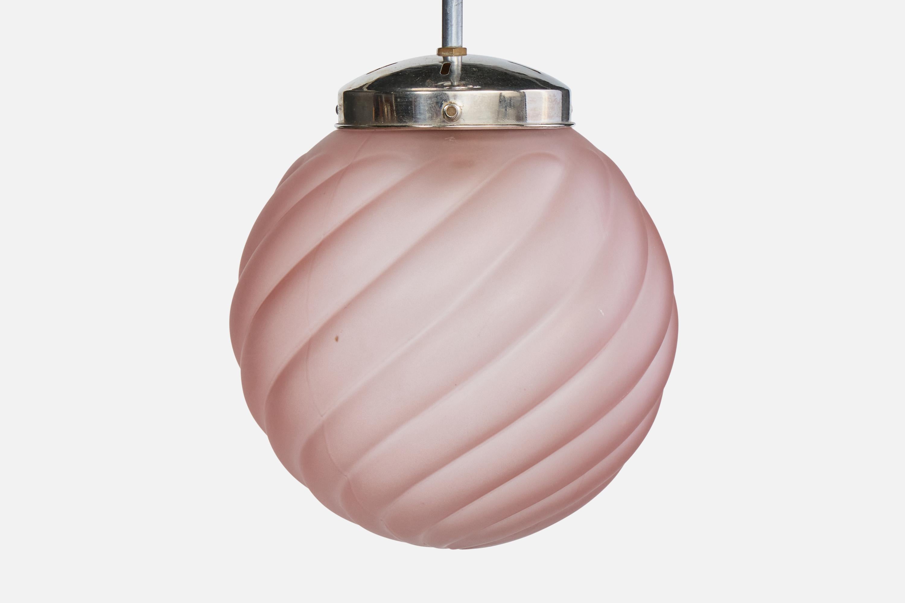 Designer svedese, lampada a sospensione, cromo, vetro, Svezia, anni '30 In condizioni buone in vendita a High Point, NC