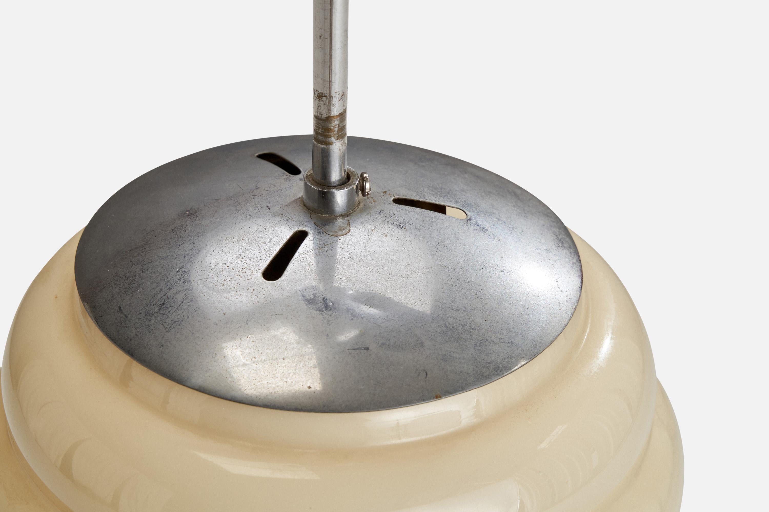 Milieu du XXe siècle Designer suédois, suspension, chrome, verre, Suède, années 1930 en vente