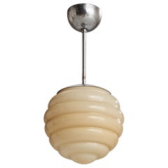 Schwedische Designerin, Pendelleuchte, Chrom, Glas, Schweden, 1930er Jahre