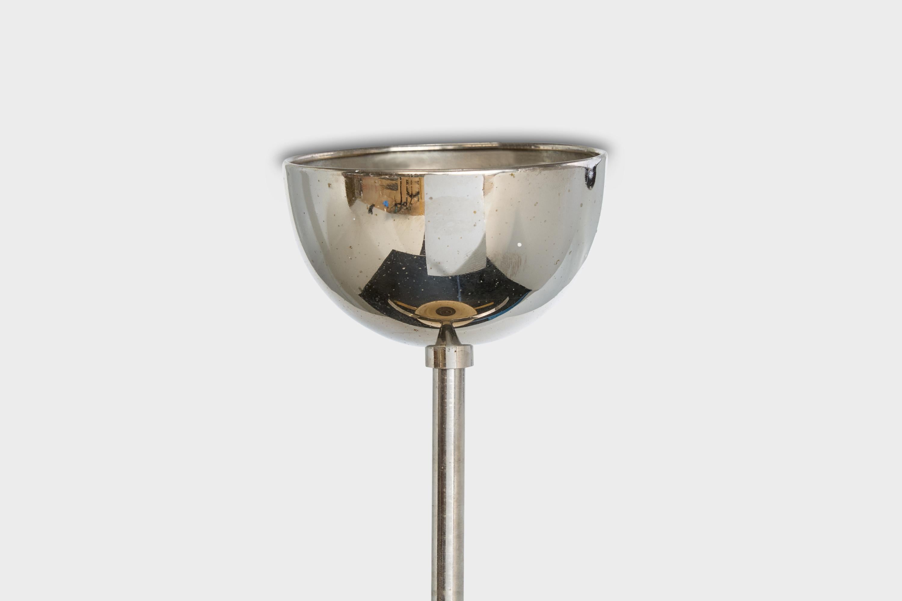 Designer svedese, lampada a sospensione, cromo, vetro, Svezia, anni '1950 in vendita 3