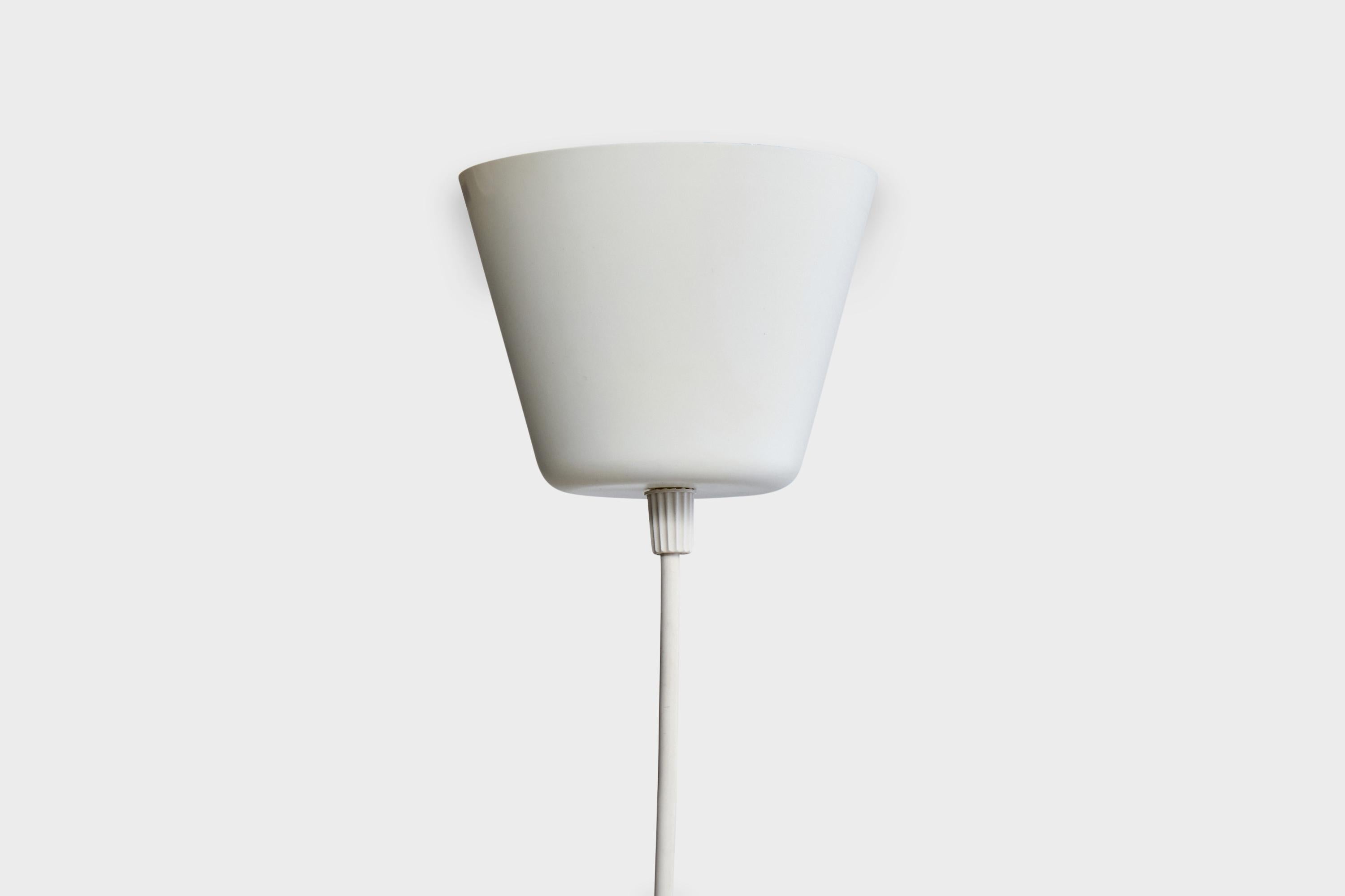 Designer svedese, lampada a sospensione, tessuto, metallo, Svezia, anni '1950 in vendita 1