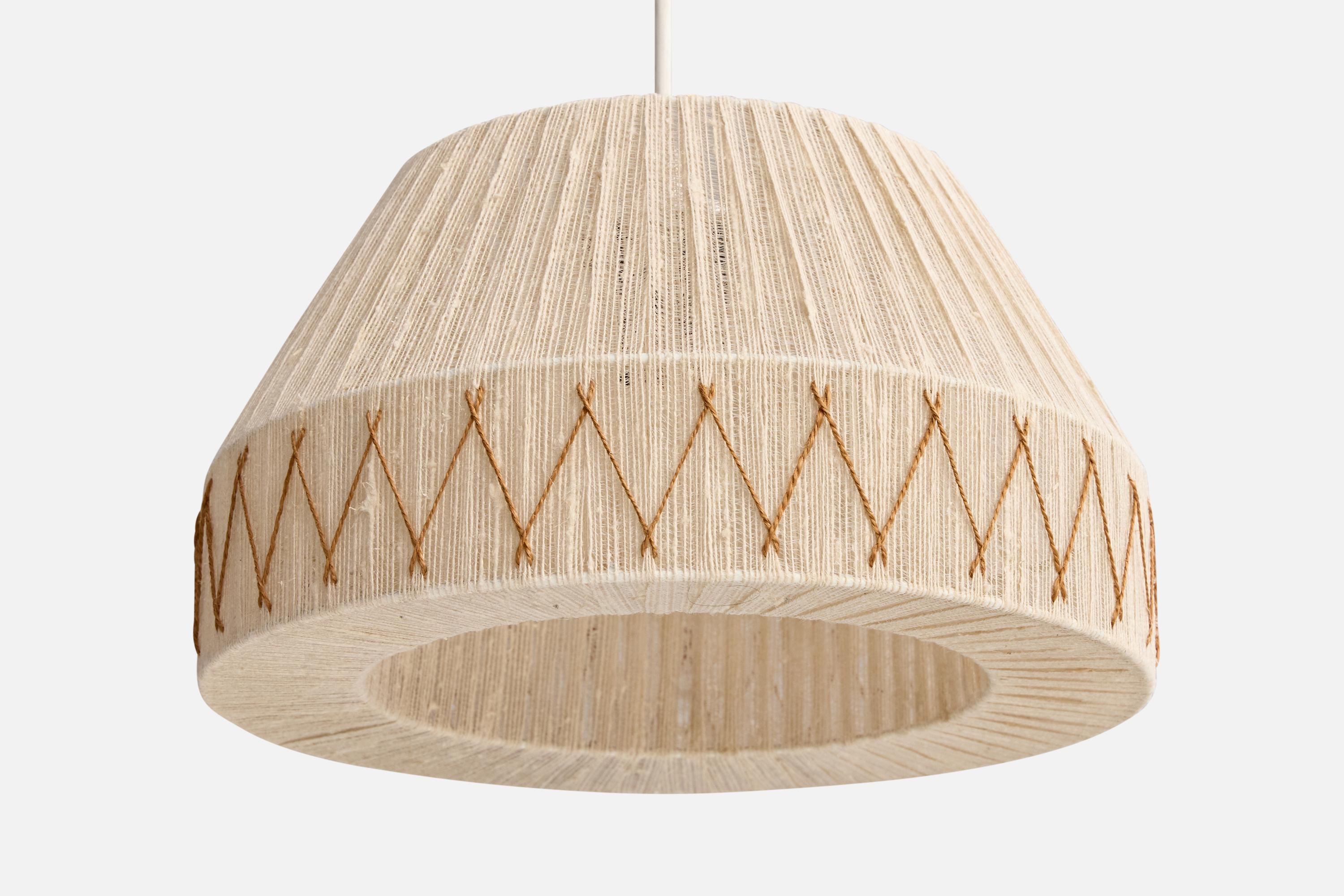 Designer suédois, lampe suspendue, tissu, Suède, années 1960 Bon état - En vente à High Point, NC