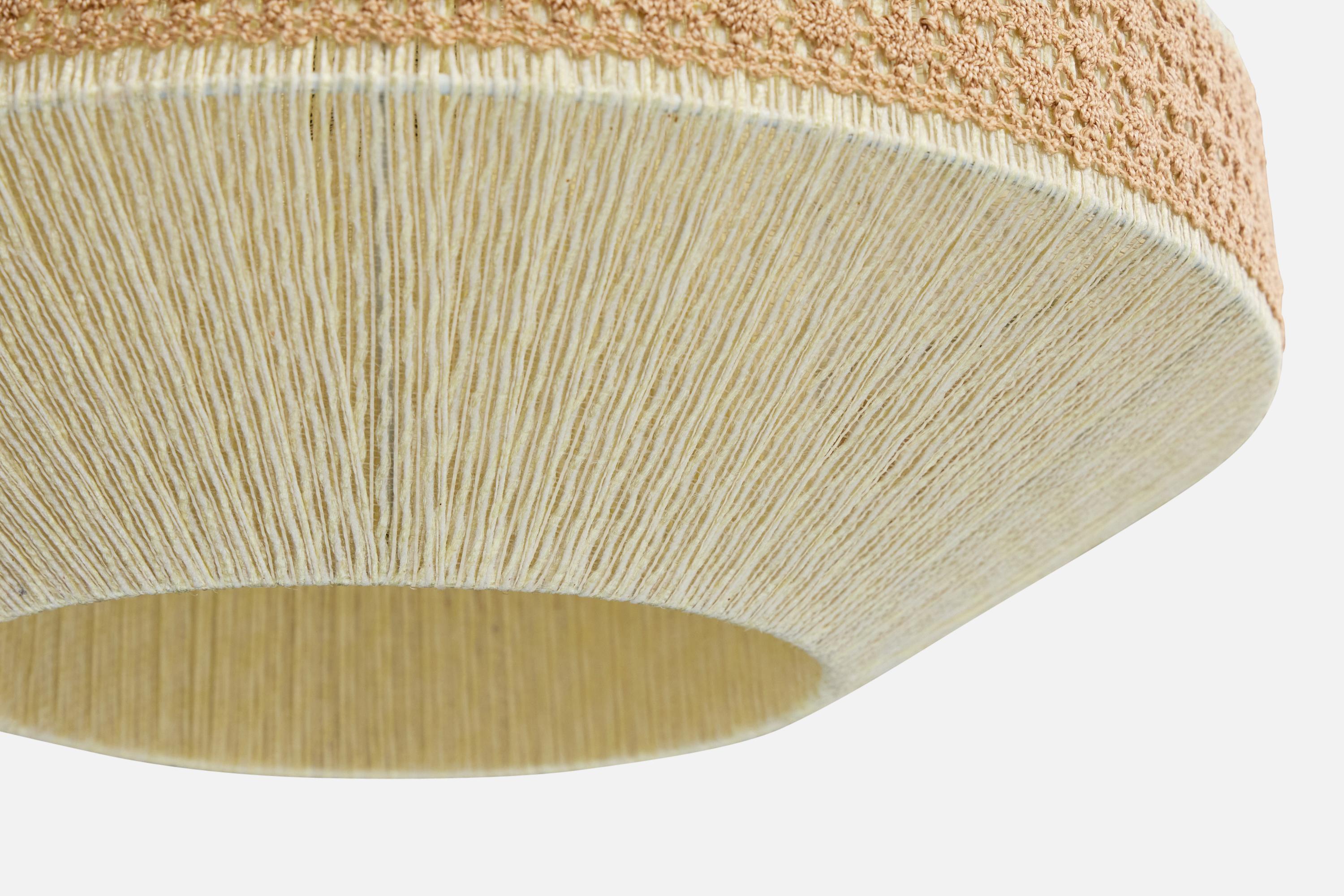 Metà XX secolo Designer svedese, lampada a sospensione, tessuto, Svezia, anni '1960 in vendita