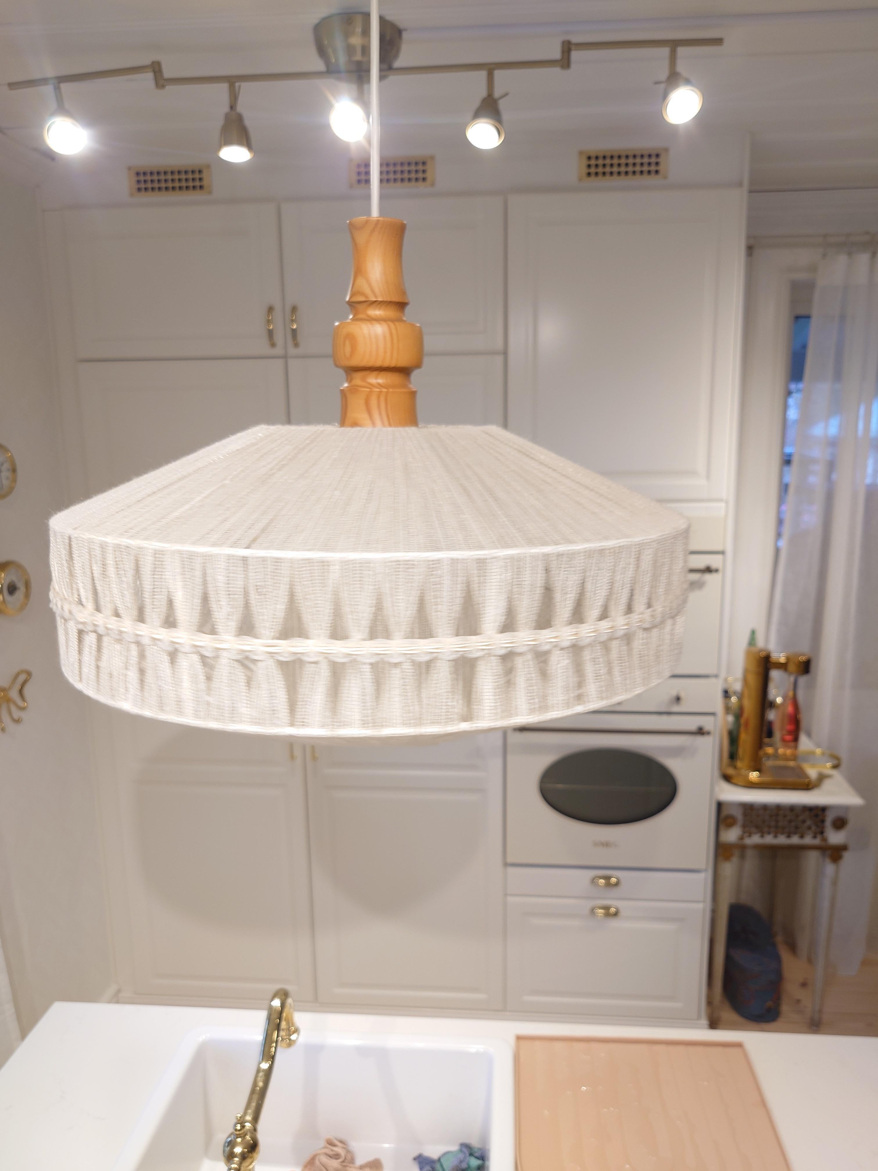 Designer svedese, lampada a sospensione, tessuto, Svezia, anni '1960 in vendita 1