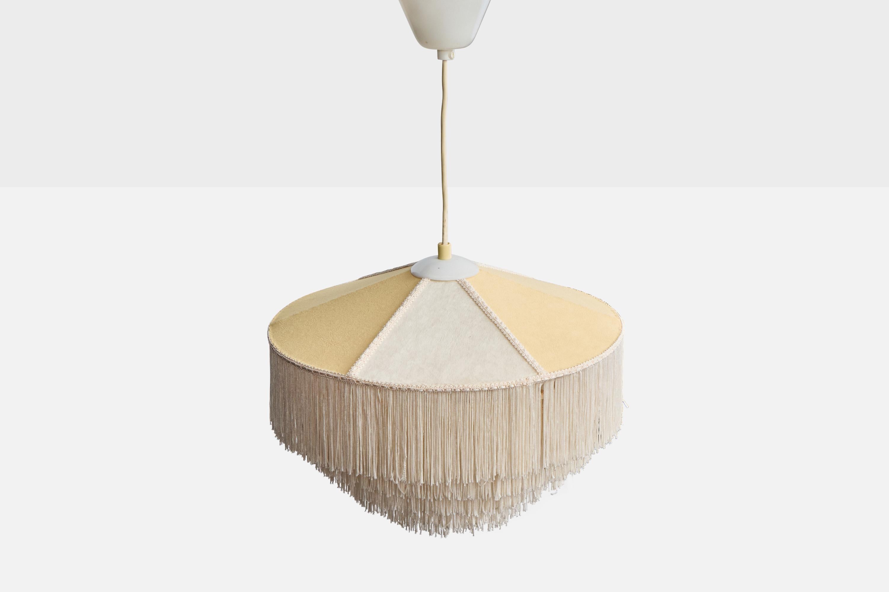 Svedese Designer svedese, lampada a sospensione, tessuto, Svezia, anni '1970 in vendita