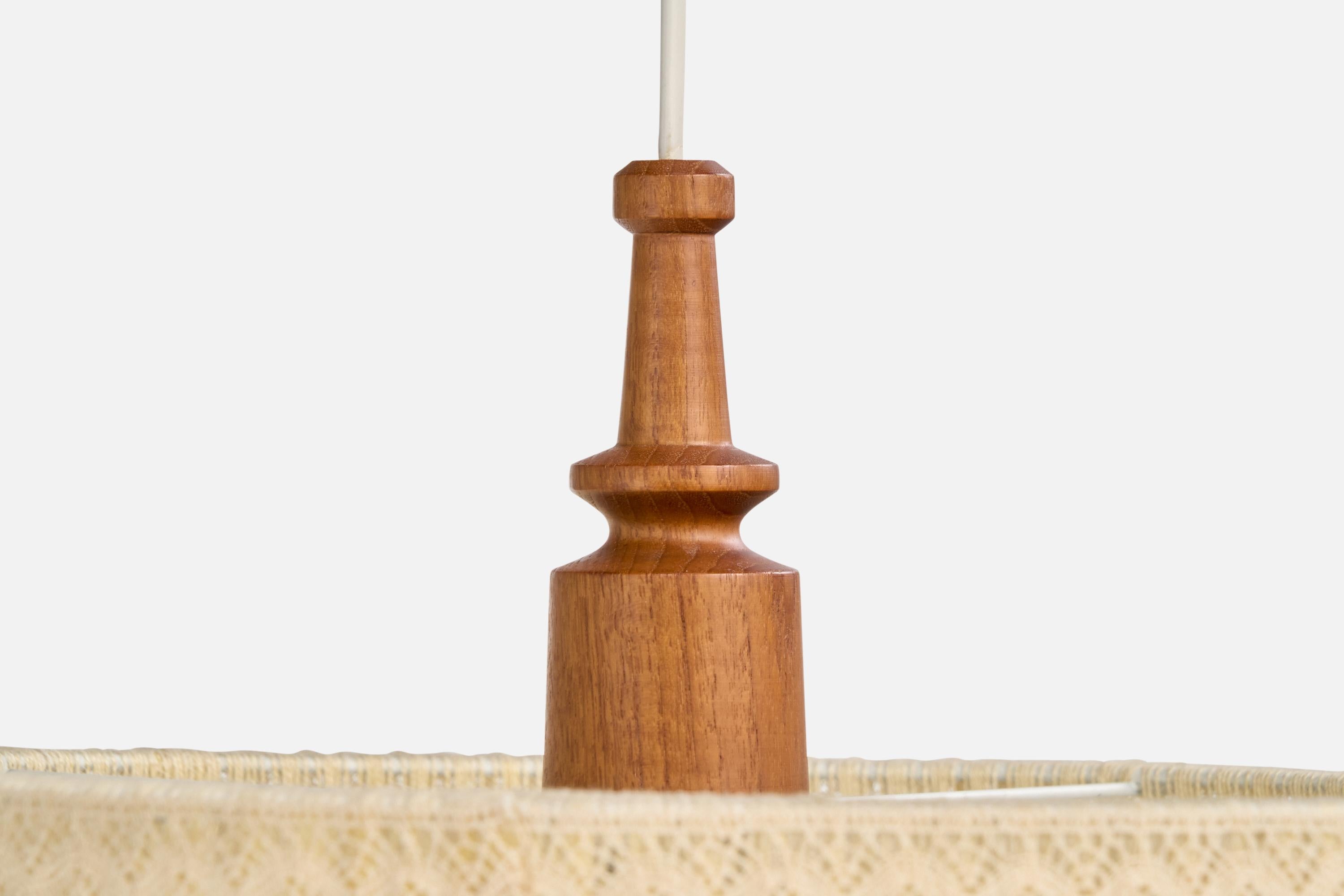 Designer svedese, lampada a sospensione, Fabrice, Teak, Plastica, Svezia, anni '70 in vendita 3