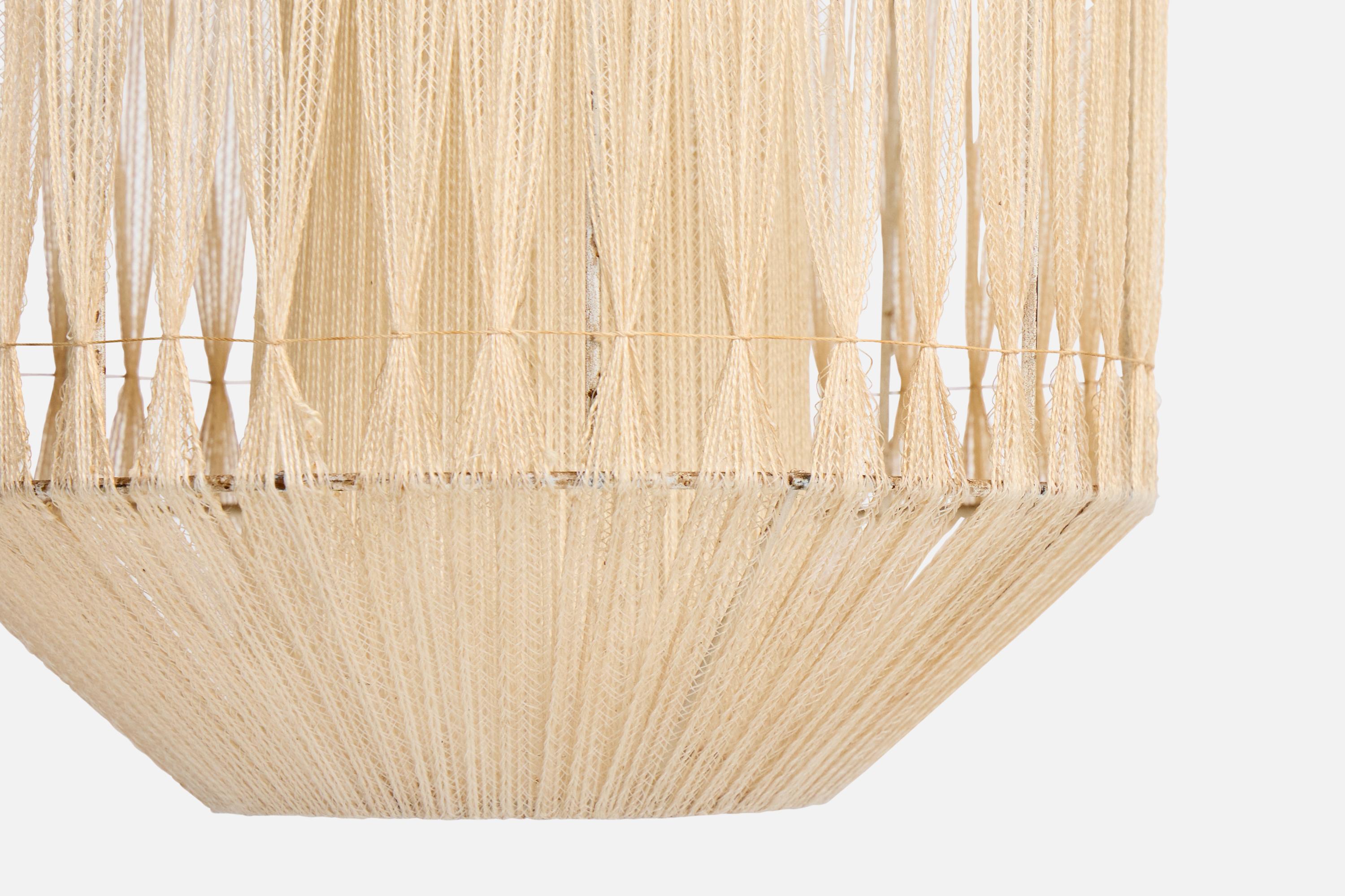Tessuto Designer svedese, lampada a sospensione, tessuto, teak, Svezia, anni '50 in vendita