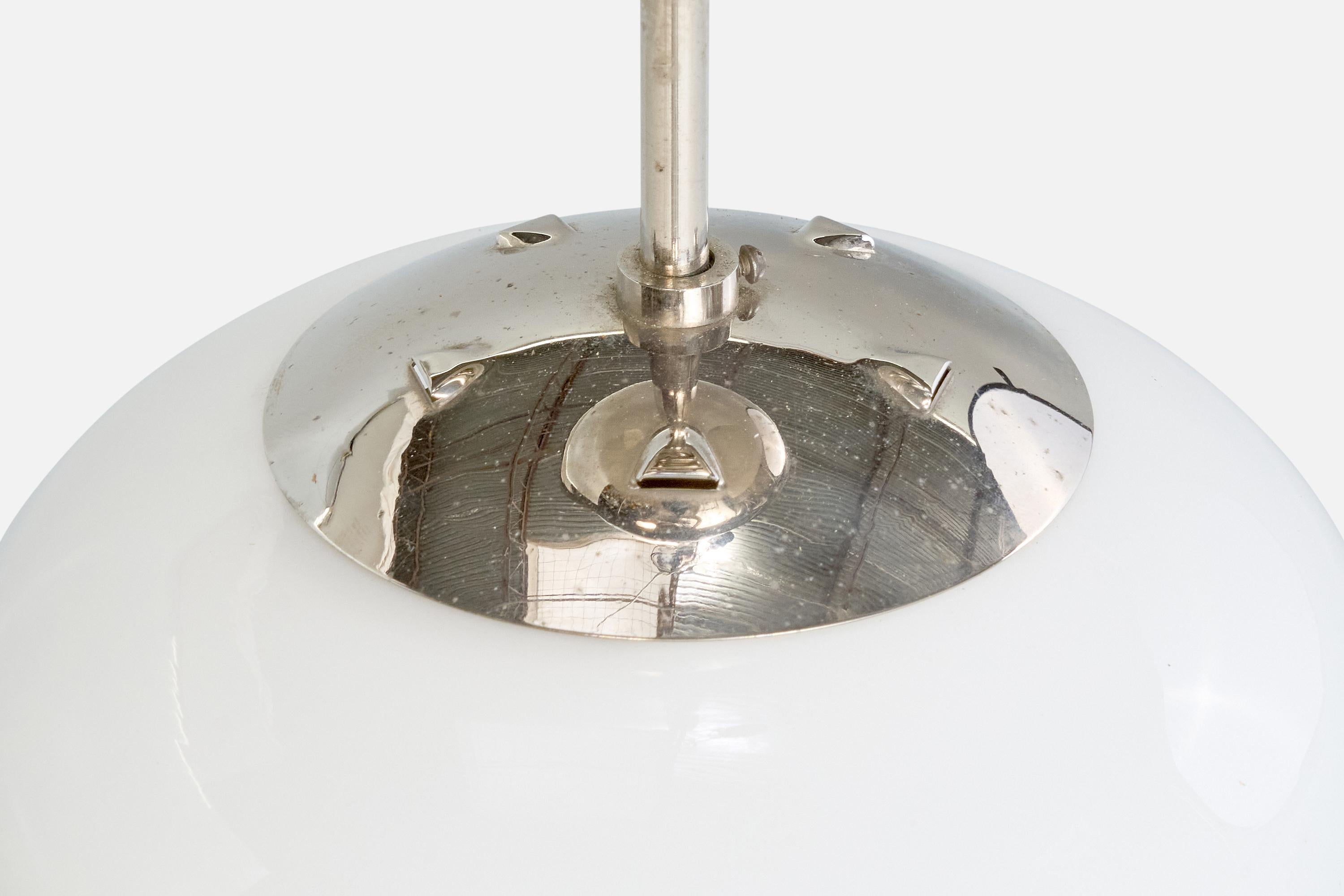 Vetro Designer svedese, lampada a sospensione, vetro, cromo, Svezia, anni '30 in vendita