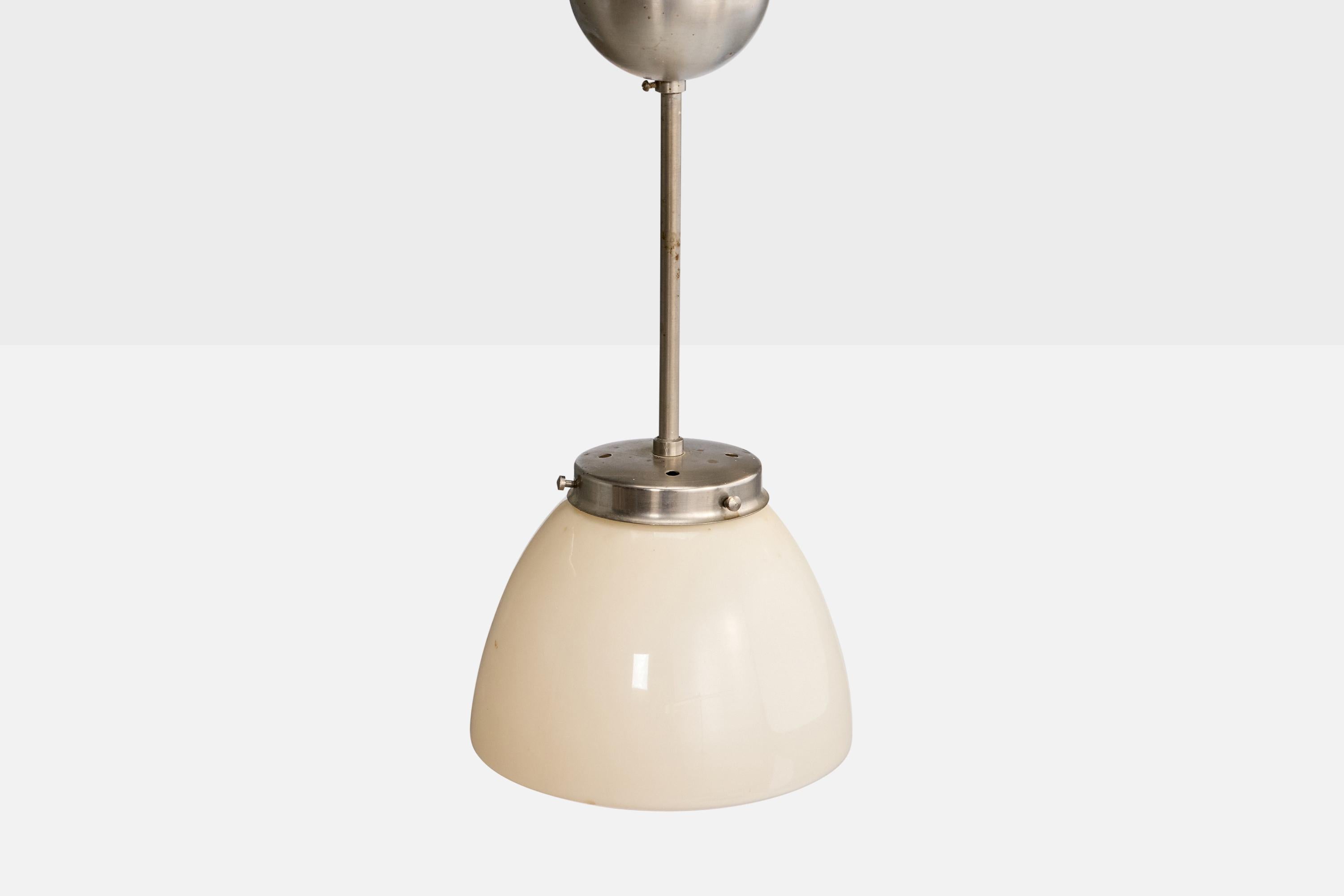 Svedese Designer svedese, lampada a sospensione, vetro, nichel, Svezia, anni '30 in vendita